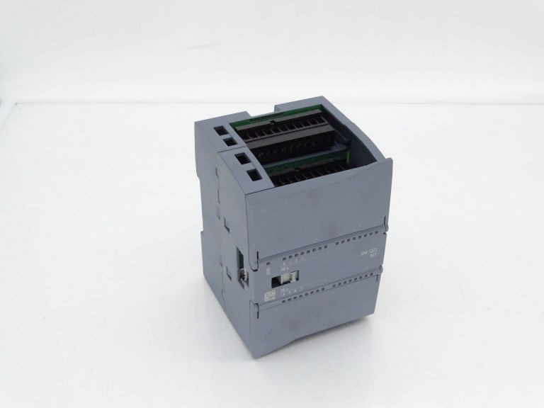 SIEMENS 6ES7222-1XF32-0XB0 PLC MODULE