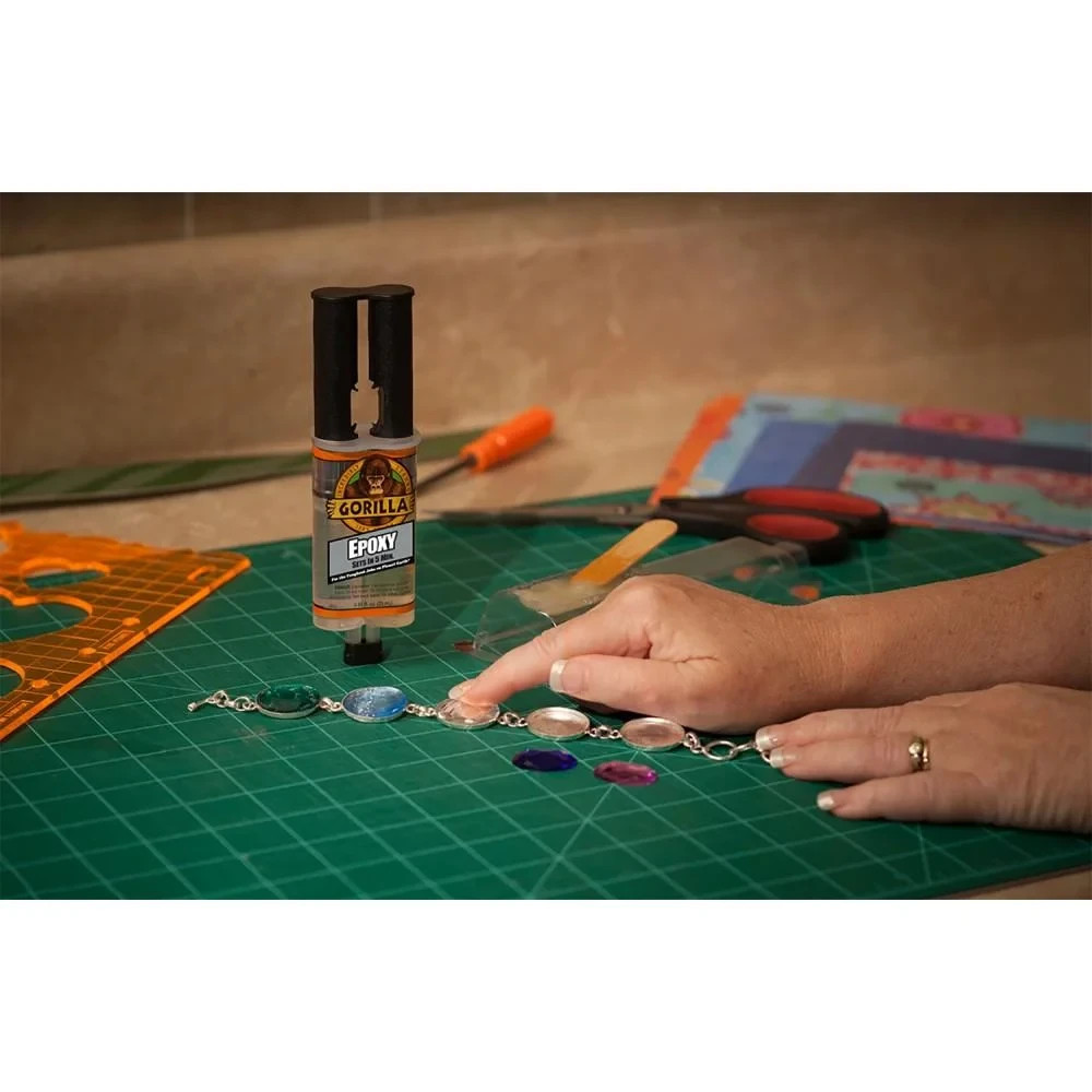 Gorilla Glue Clear Epoxy Syringe Bonds Steel, Aluminum, Wood, Ceramic, Tile, Pls