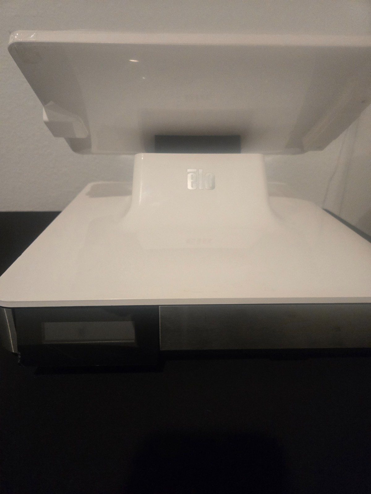 ELO PayPoint E346732 Android Open Source 13.3” 32GB 3GB AIO POS System