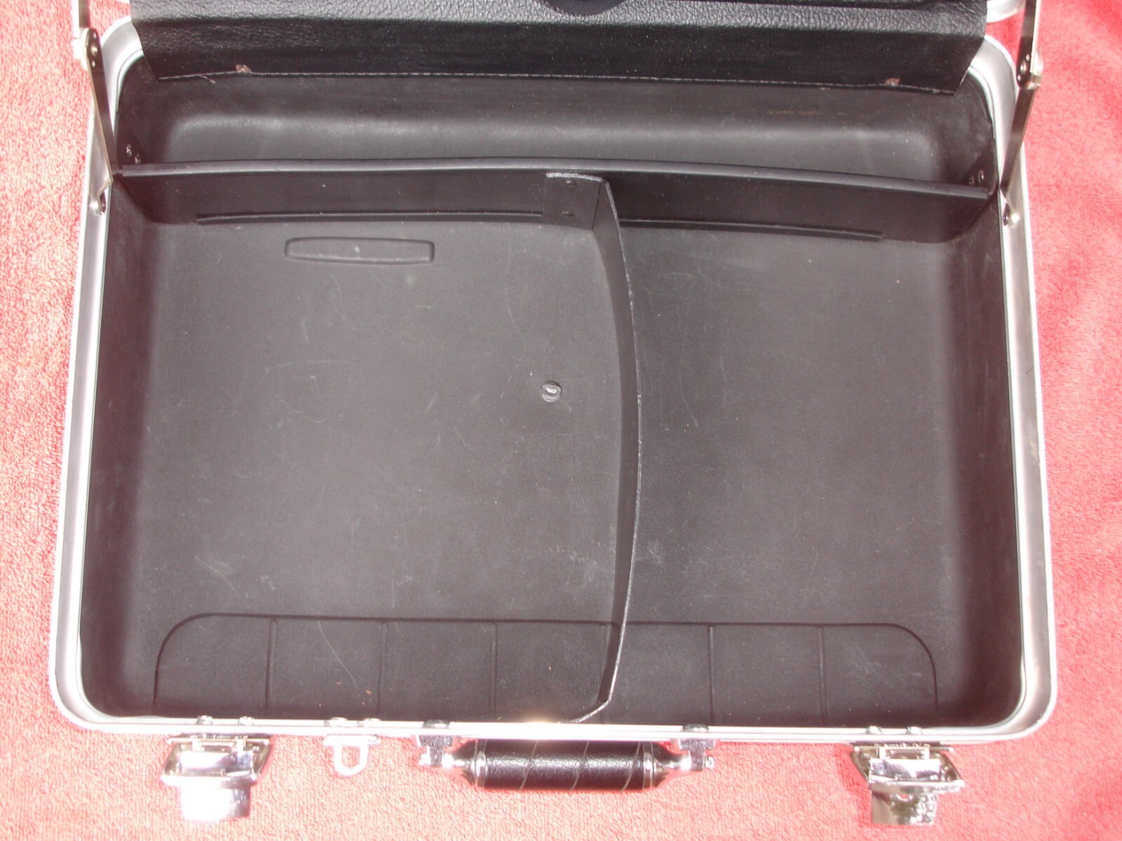 Platt Hard Travel Tool Case Servicemans Luggage With Tool Pallet Insert