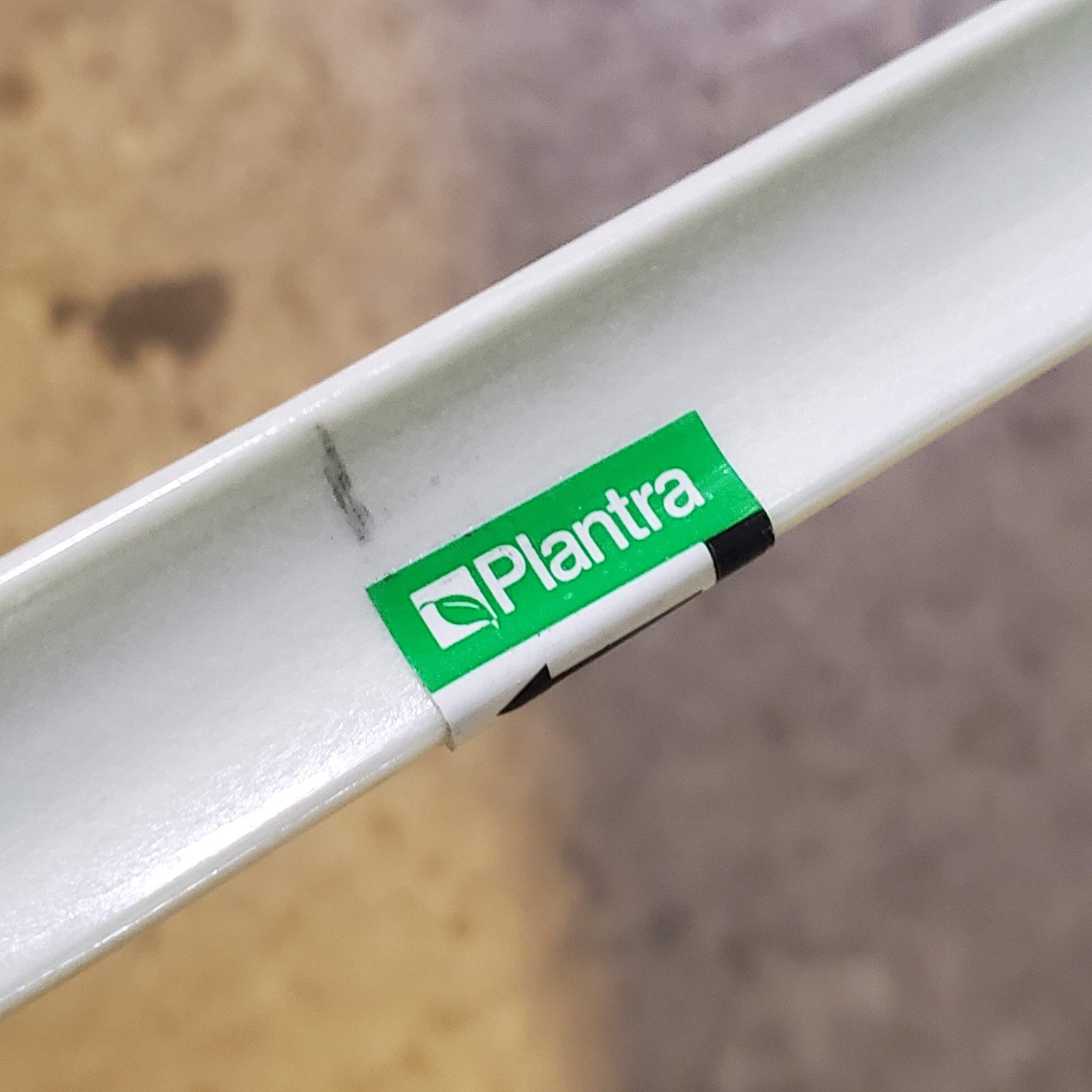 PLANTRA (50 Pack) Trunk Builder Reinforced Fiberglass Tree Stake 3/4″x74″ White
