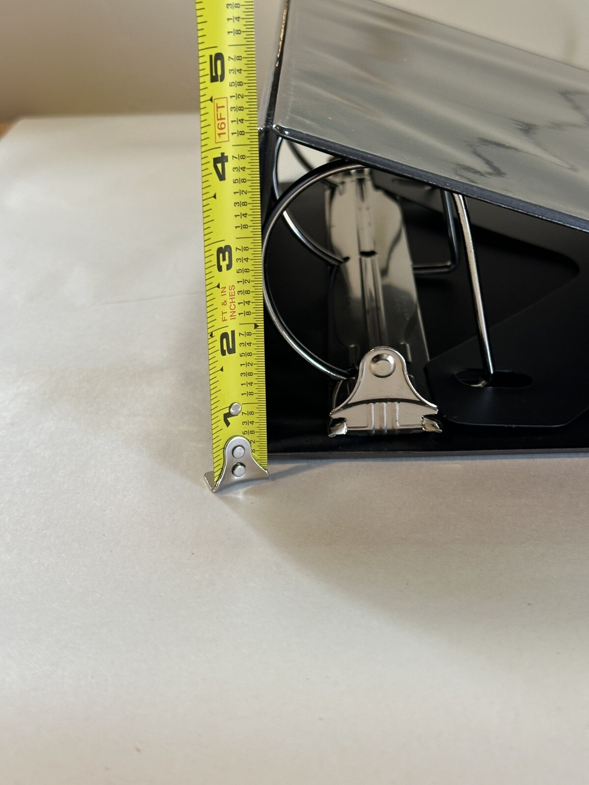 Sparco Slant D Ring Binder – Letter – 8.50″ X 11″ – D-ring Fastener – 4″ 09800