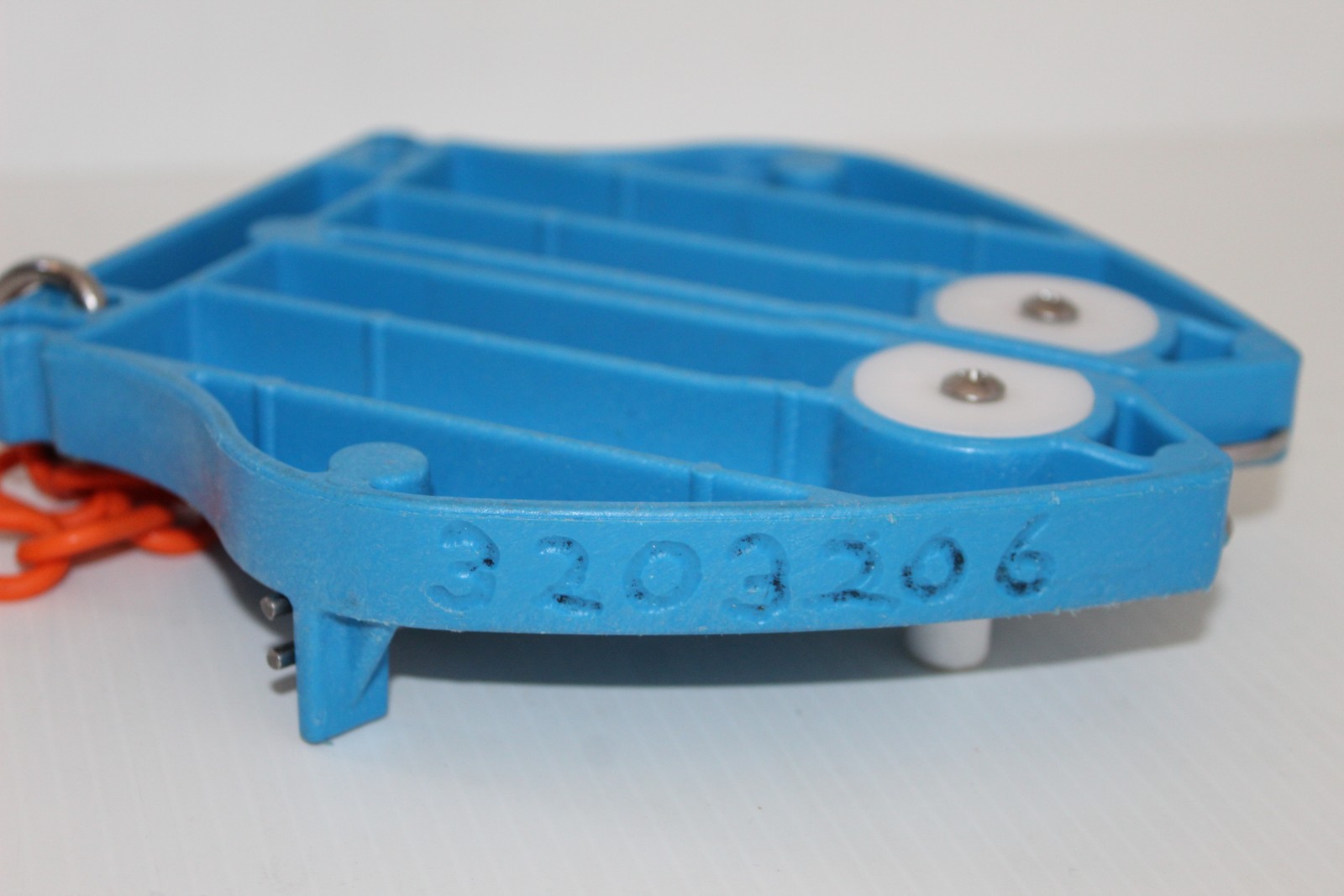 EZ-EDGE II Knife Sharpener Blue Manual Handheld Fishing Hunting EDC