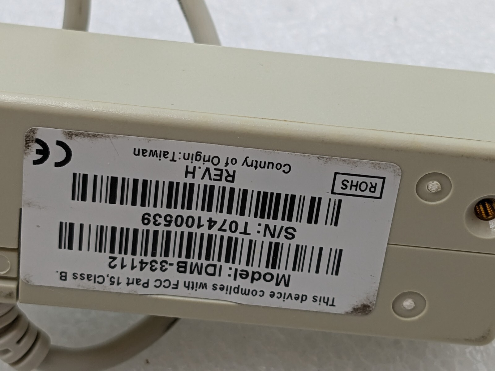 Lot of 2 ID Tech IDMB-334112 White USB Magnetic Strip Reader White FREE SHIPPING