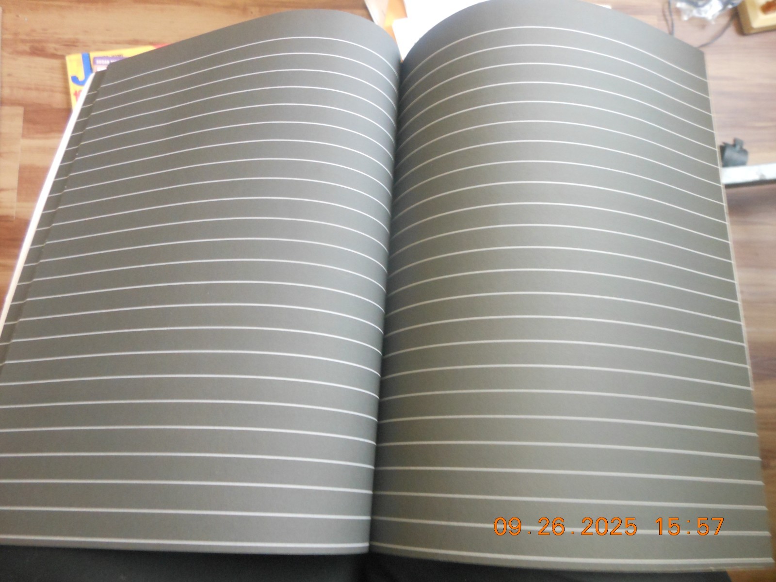 NEW / BLACK PAPER NOTEBOOK / 50pgs / WIDE RULED / USE WHITE MARKERS / 8.50 X 11″