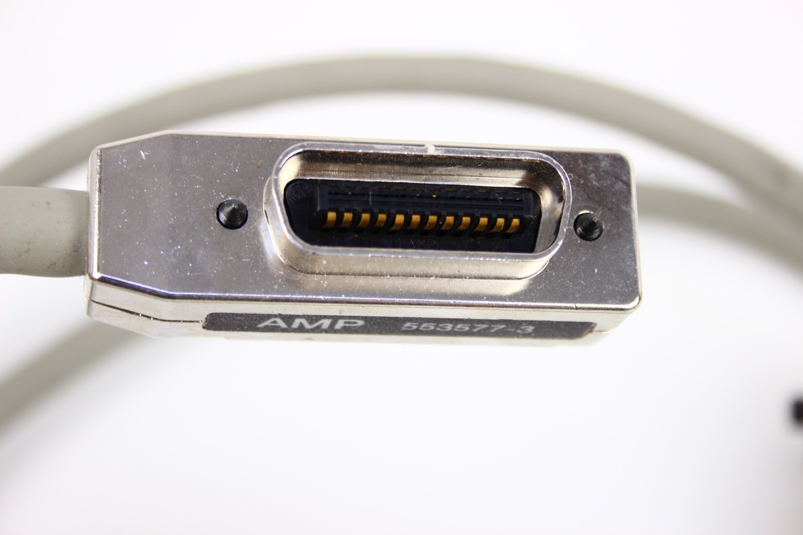 AMP 553577-3 IEEE-48 2 Meter/ 6′ Long 24 Position EMI Shield
