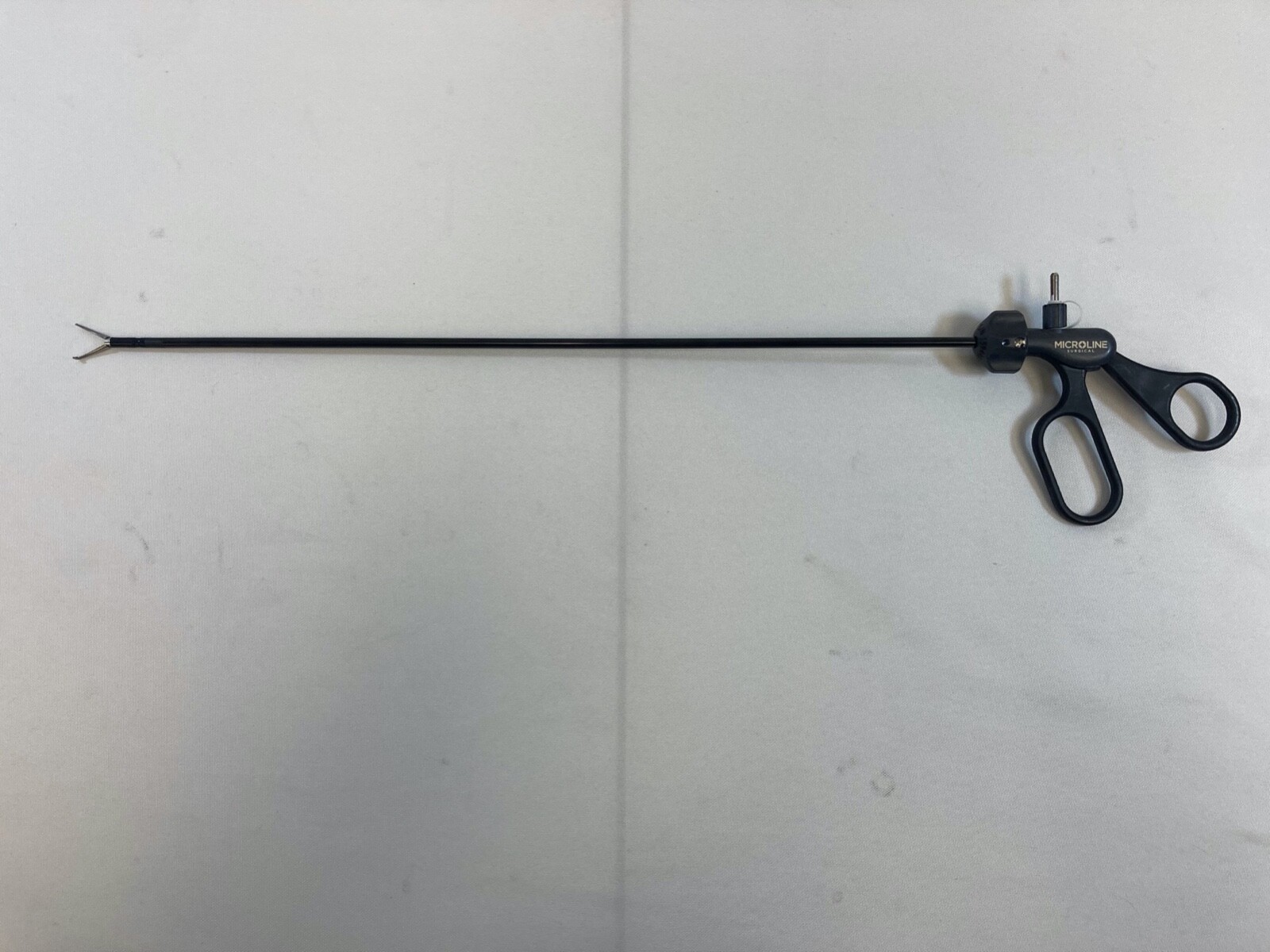 Pentax Microline 3905 ReNew IV Laparoscopic 42cm x 5mm Dissector Forcep