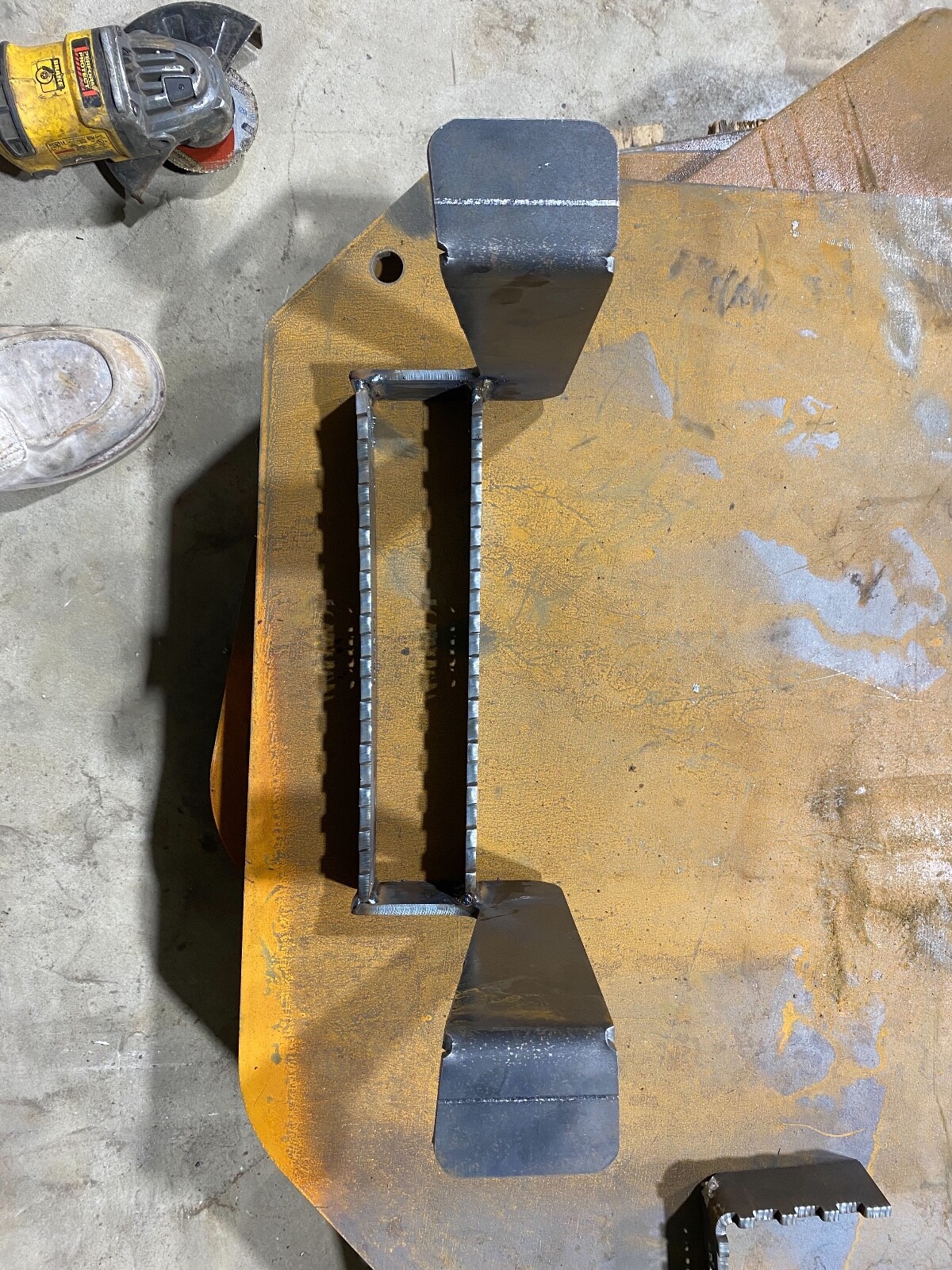 RWM Universal Brand New Weld-On 9″drop step 4pc kit Raw Steel Step 1/4″ Thick
