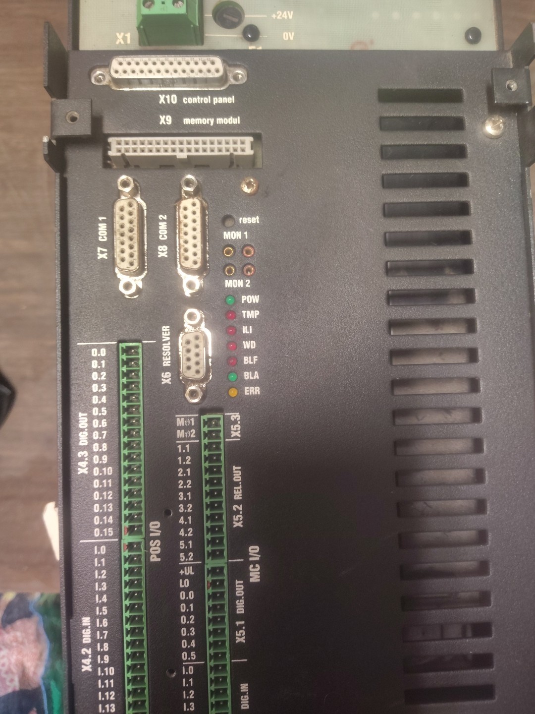 SCHNEIDER ELECTRIC PMC-2/11/25/001/00/00/01/00/0K / PMC21125001100001000K (USED)