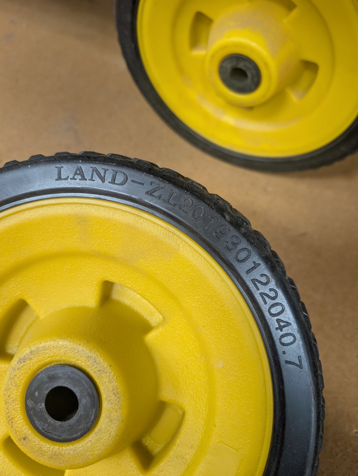 Lightweight Generator Wheel Kit – 9.75″ Never Flat Tires –store
