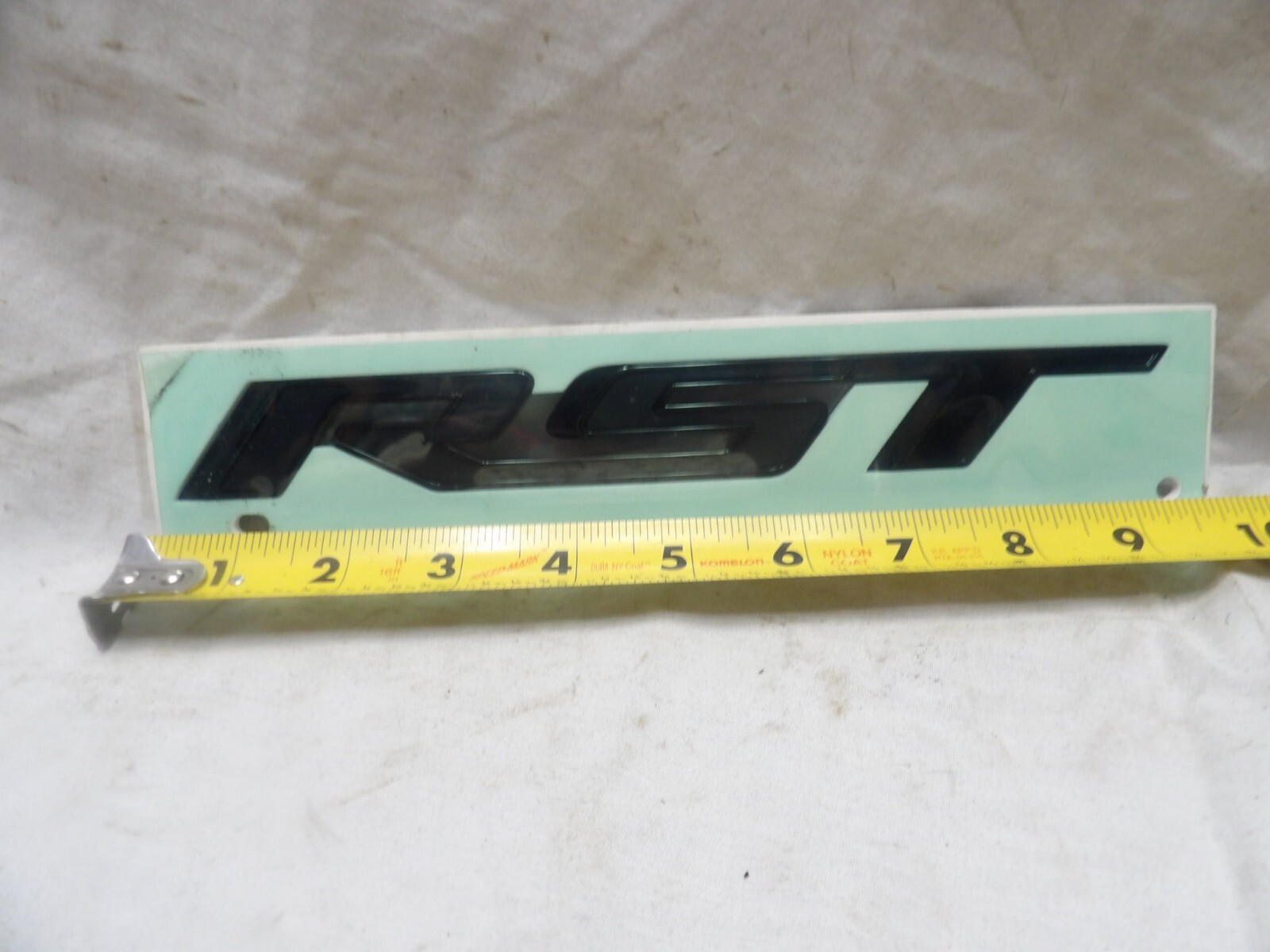 RST Emblem 1pc. Tailgate Black 9″ – 2021-2025 Tahoe Suburban