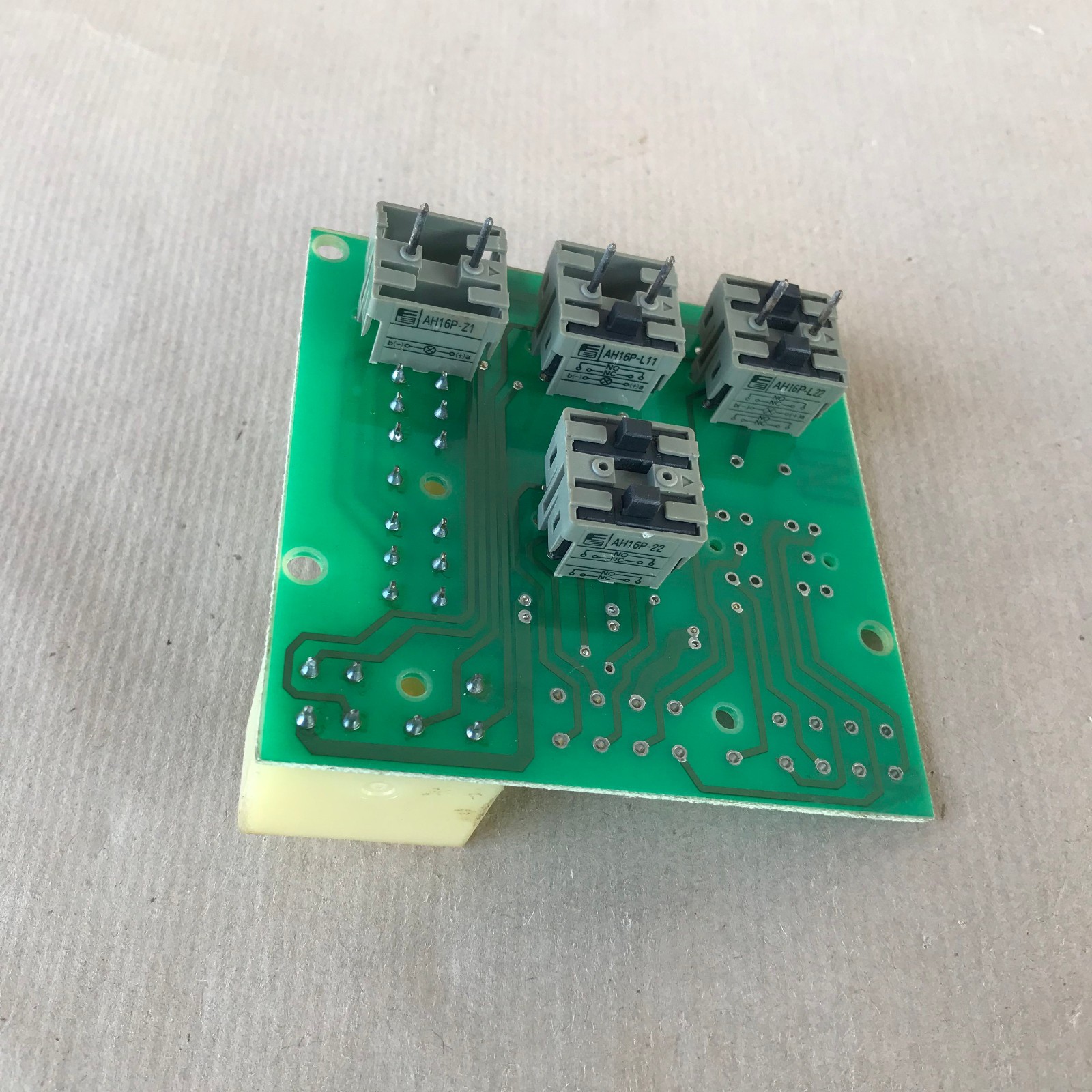 UZUSHIO UST-12P5 PCB