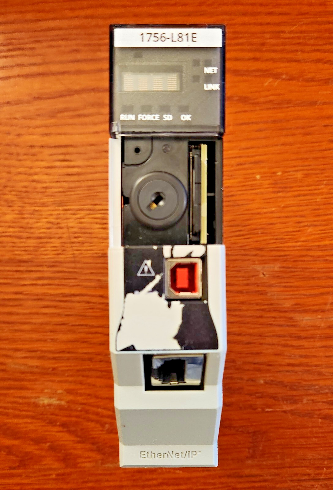 Allen-Bradley 1756-L81E /B Logix 5580 1756L81E – *PART/FOR PARTS*
