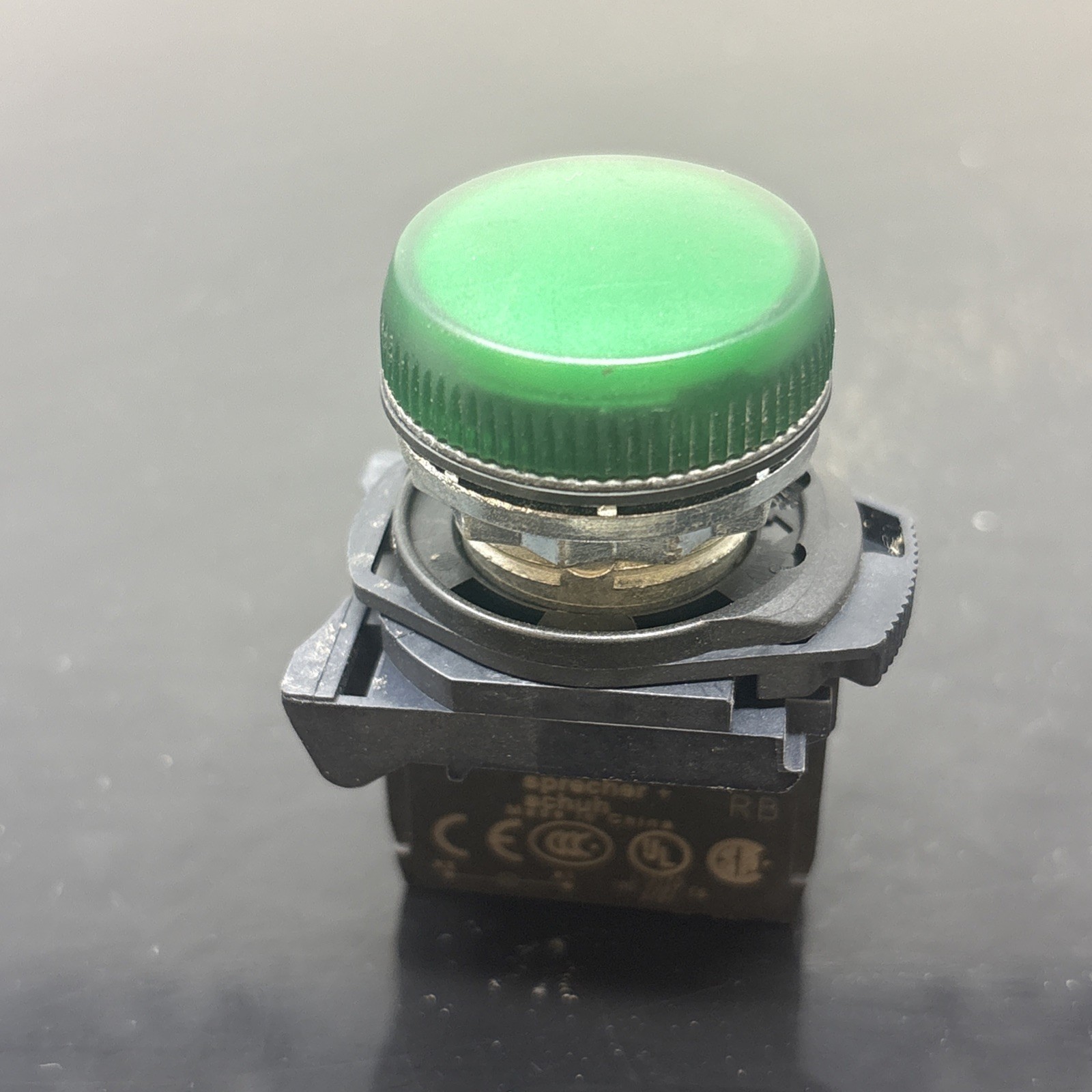 ELECTRICAL PUSHBUTTON SPRECHER SCHUH PILOT LIGHT GREEN D7MP3PN3X D7-N3G