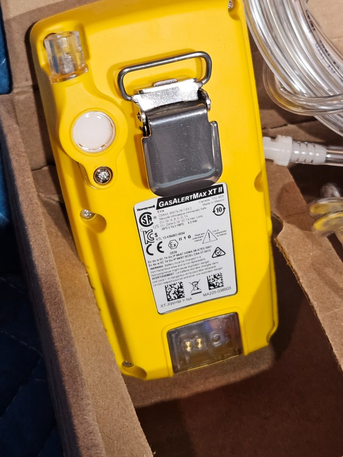 HONEYWELL XT-XWHM-Y-NA Multi-Gas Detector,4 Gas,-4 to 122 F,LED (S1K1)