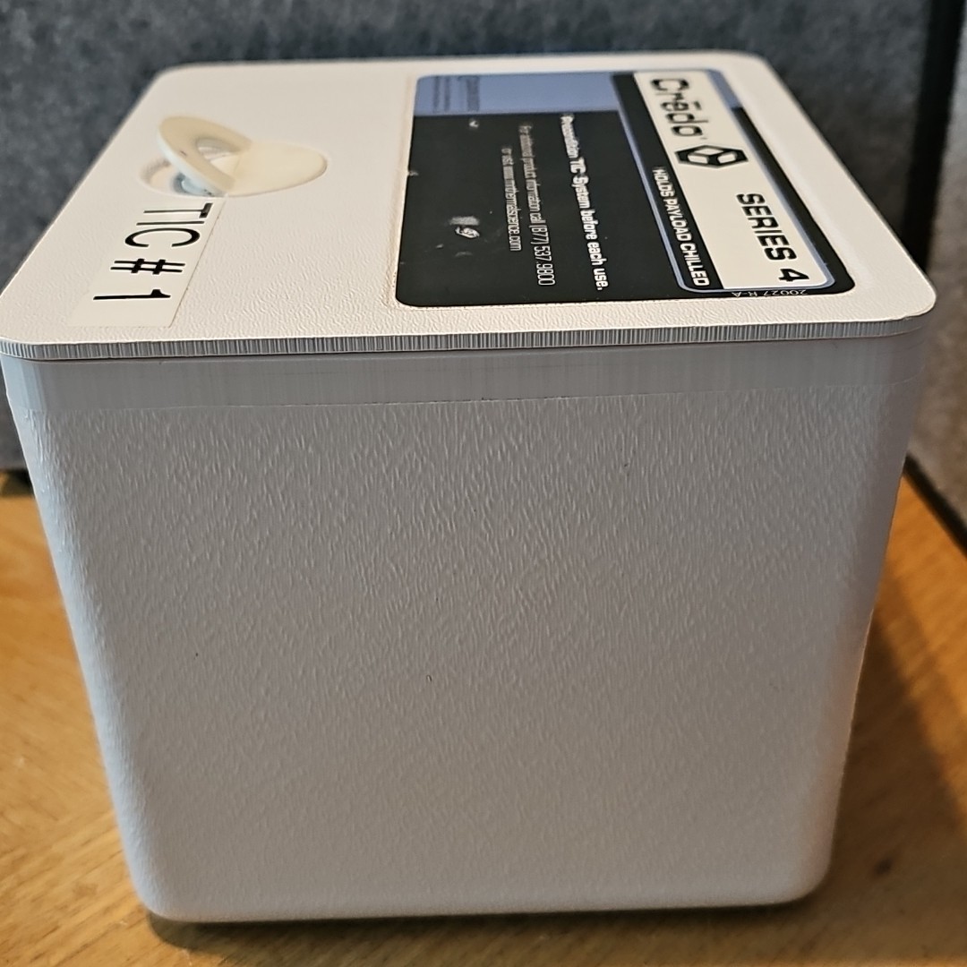 Credo Cube Series 4 Ice Pack Shipping Box GH02ATICBSEWHT482 Used Excellent