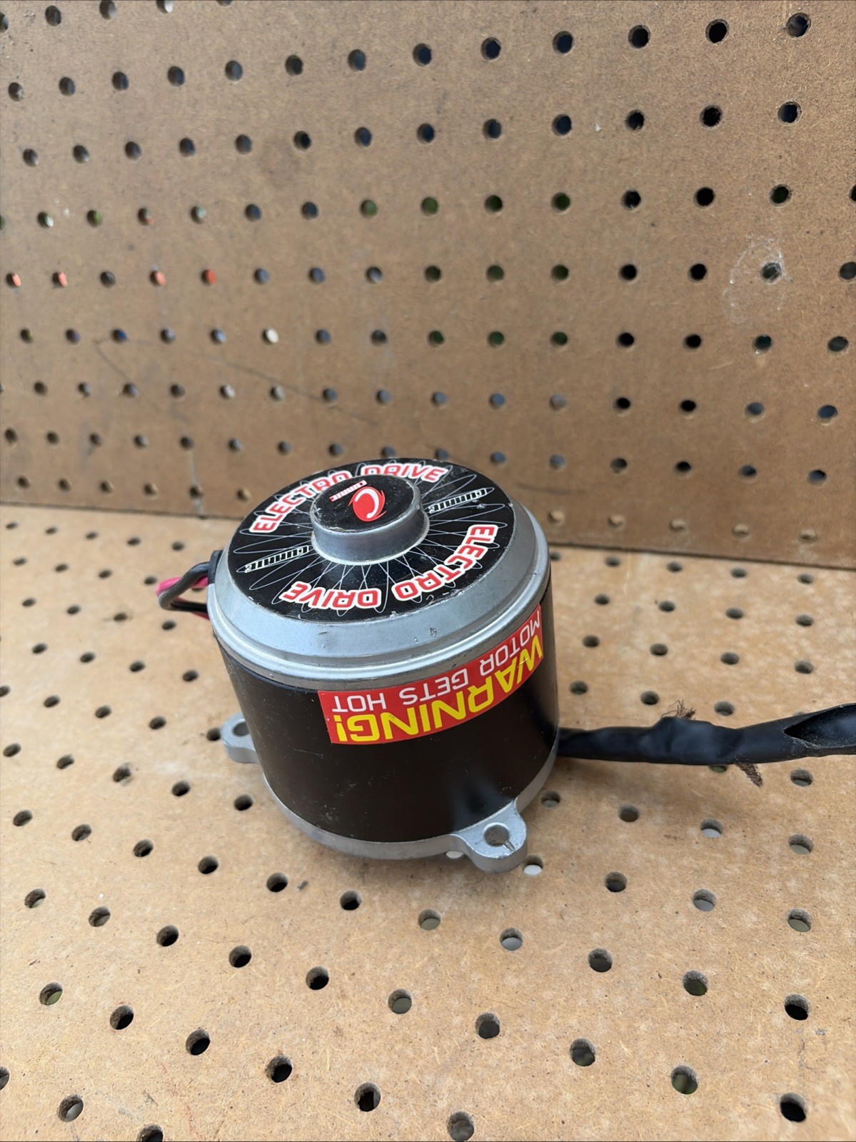 Currie Electro Drive XYD-6D 24VDC 22A CNC 2600 Rpm 350 Watt Router Motor Encoder