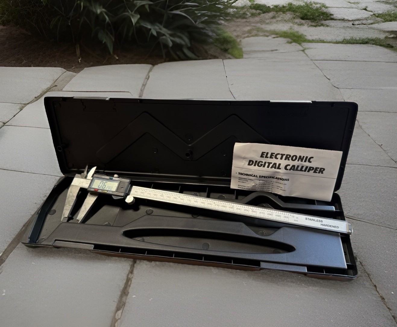 12″ LCD Screen Digital Vernier Caliper Micrometer Frac/MM/SAE Manufacturing
