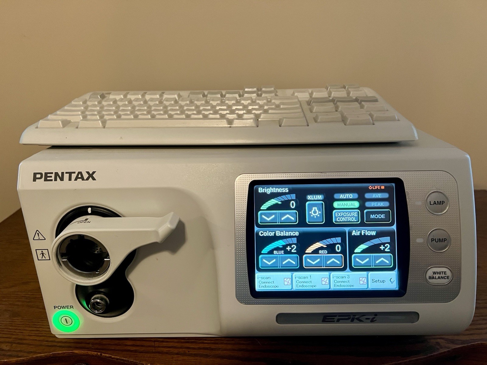 Pentax EPK-i Video Processor w/Keyboard, also Includes a New Bulb With Housing.