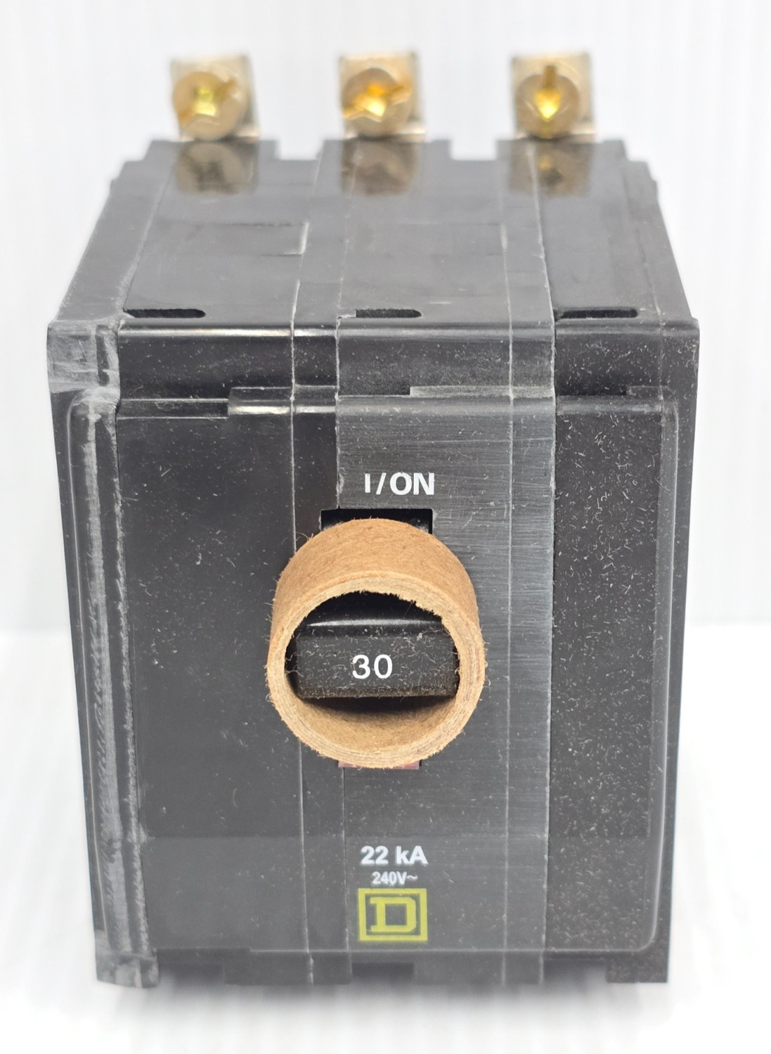 New Square D 30 Amp Bolt-On Circuit Breaker 240 VAC 3 Pole 22 kA QOB330VH