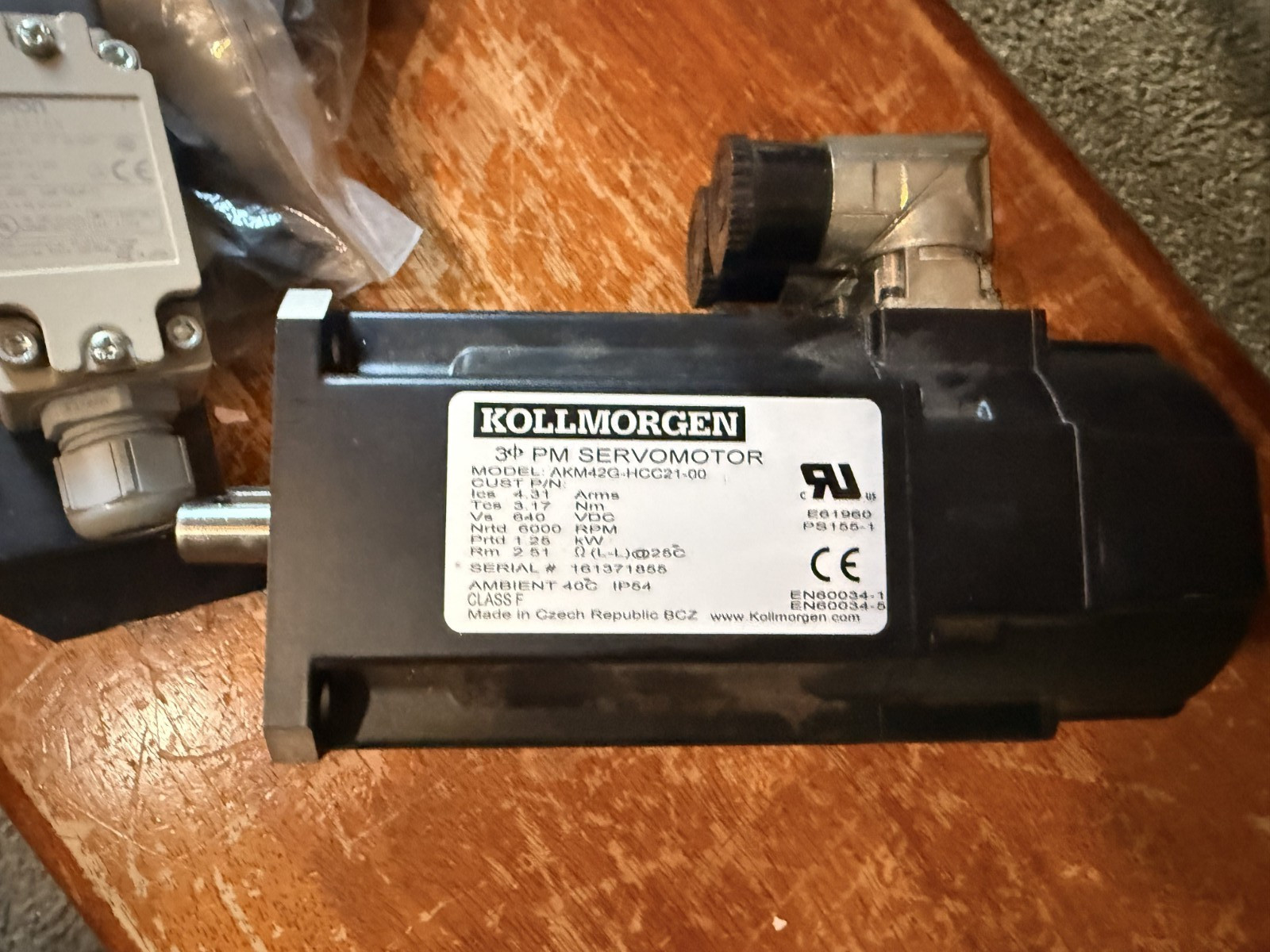 NICE Kollmorgen AKM42G-HCC21-00 3Ph 30 6000 rpm PM Servomotor