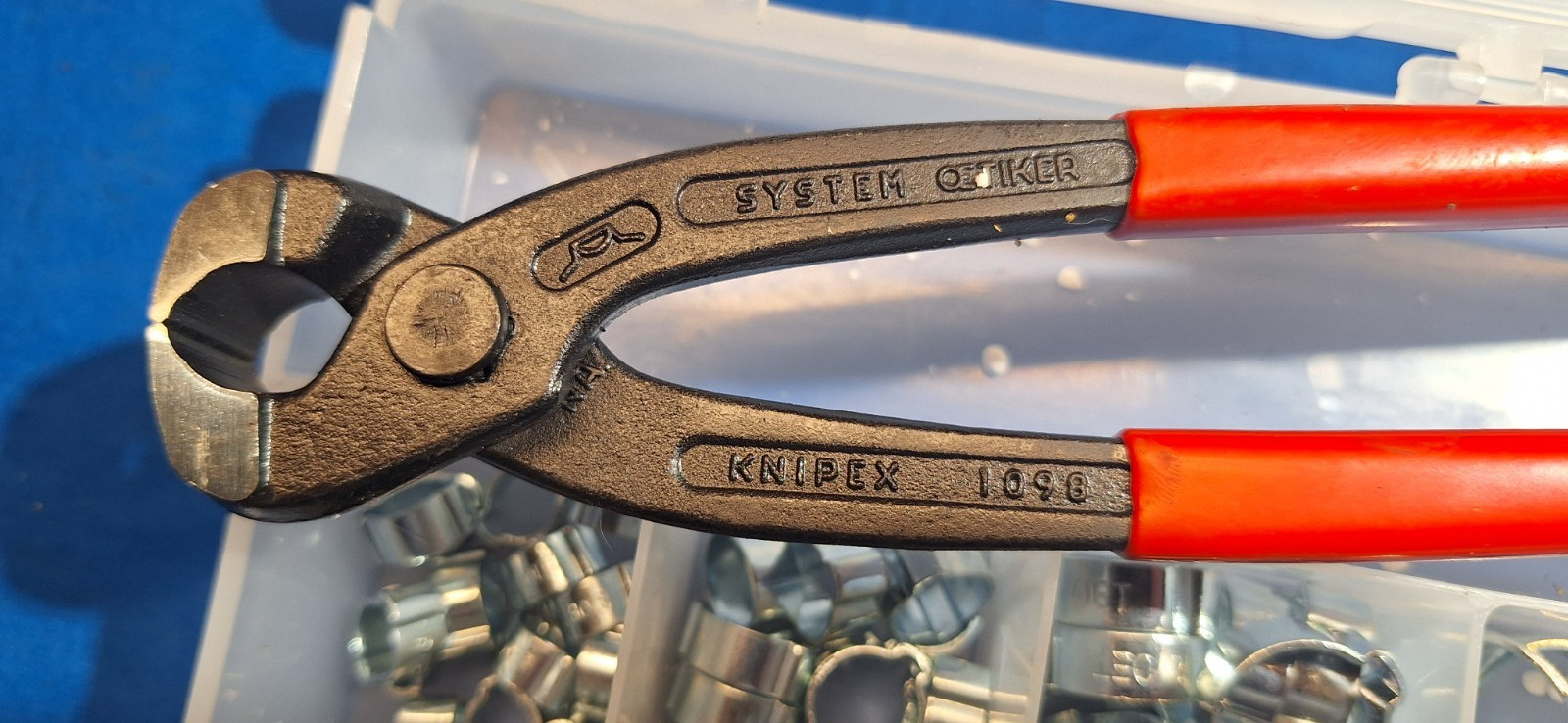 Oetiker 18500130 2 ear hose clamp assortment with Knipex pliers Fuel Line clamps