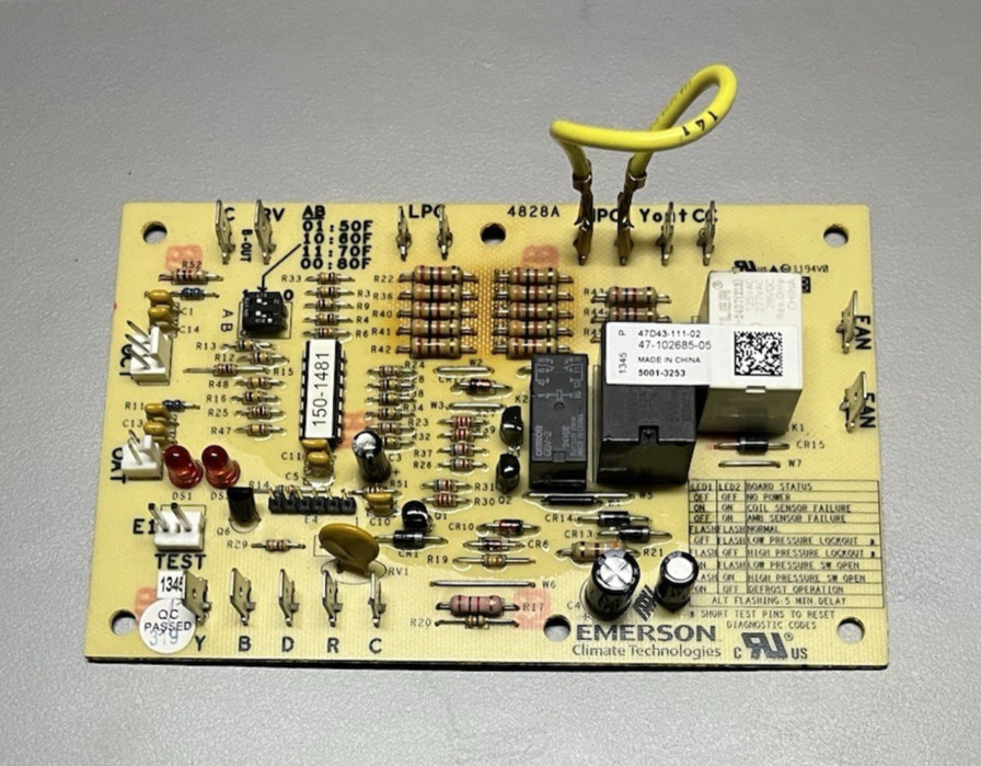 Rheem Ruud 47D43-111-02 Heat Pump Defrost Control Board 47-102685-05