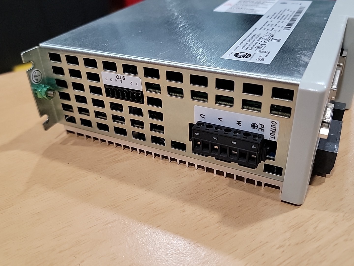 ALLEN BRADLEY 2097-V34PR3-LM / 2097V34PR3LM