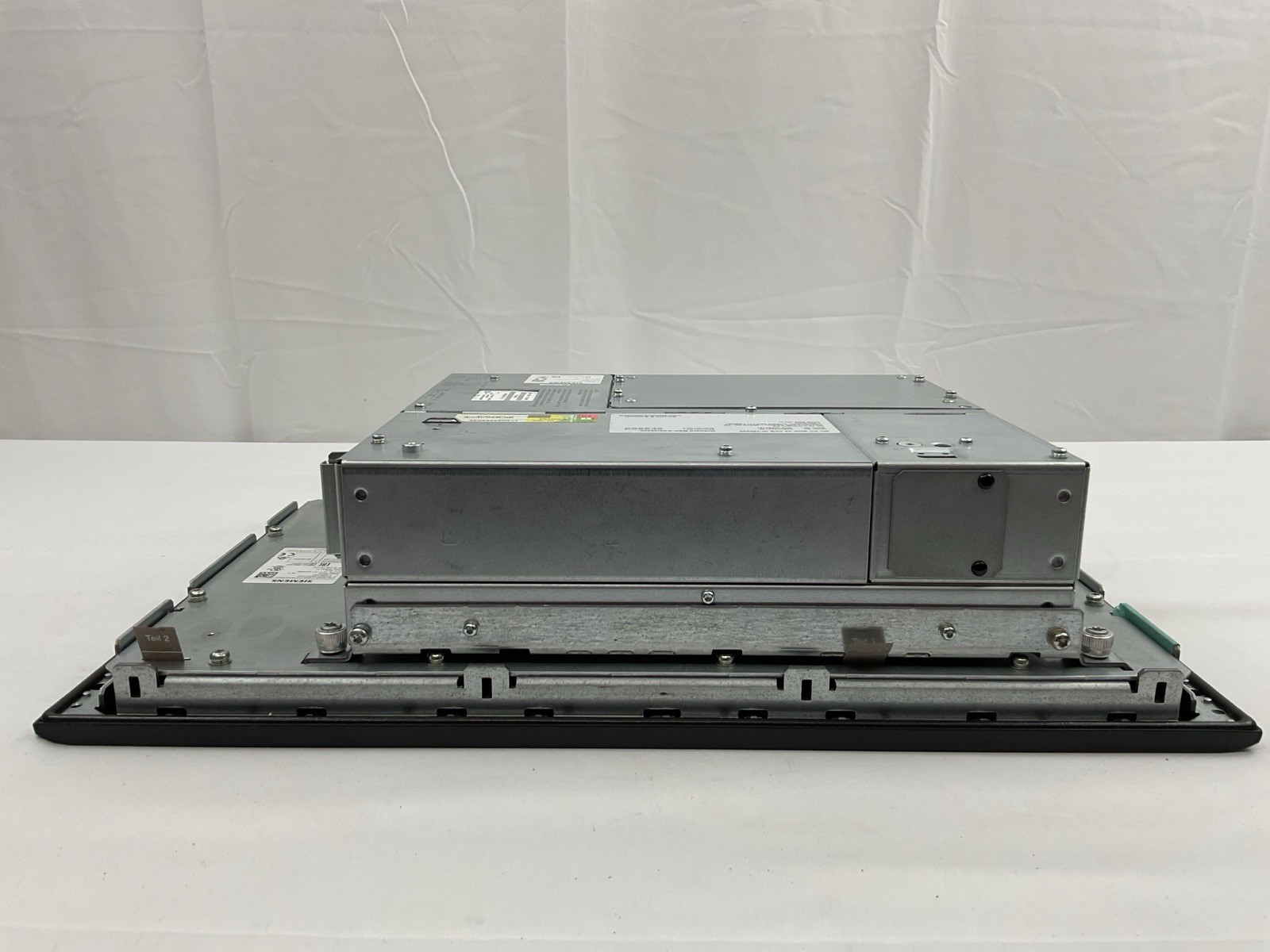 Siemens SINUMERIK PCU 50.5-C 6FC5210-0DF52-2AA0 1.8GHz 1GB CNC 840D Operator