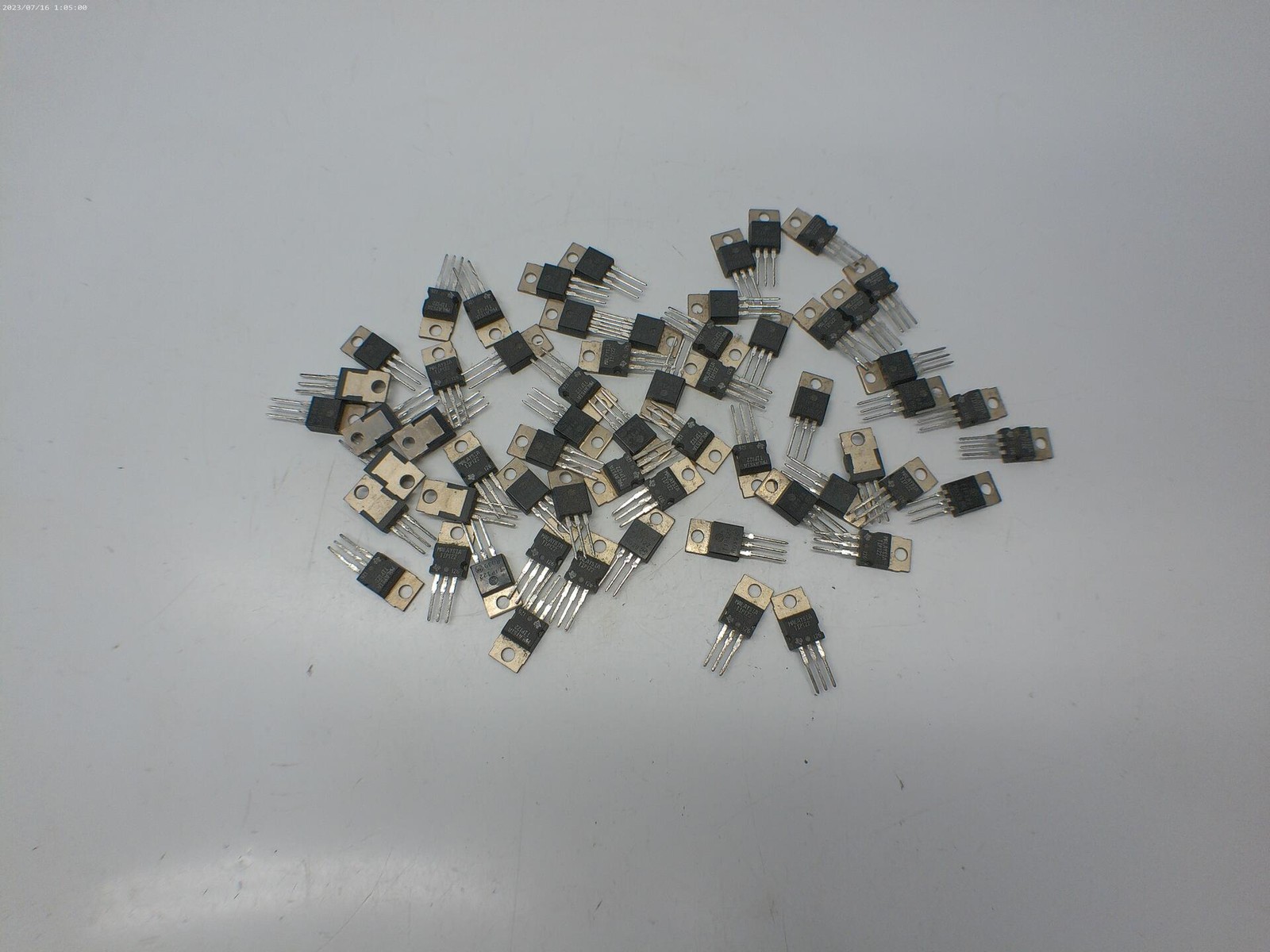 MALAYSIA TIP122 TRANSISTOR LOT OF 60 NSNP