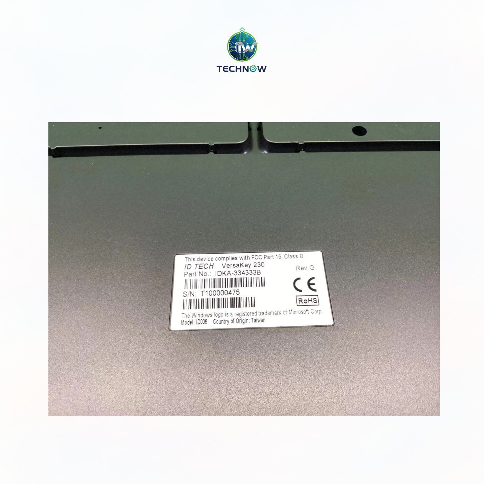 ID Tech Versakey 230 POS Keyboard w/ MagStripe Card Reader PN: IDKA-334333B