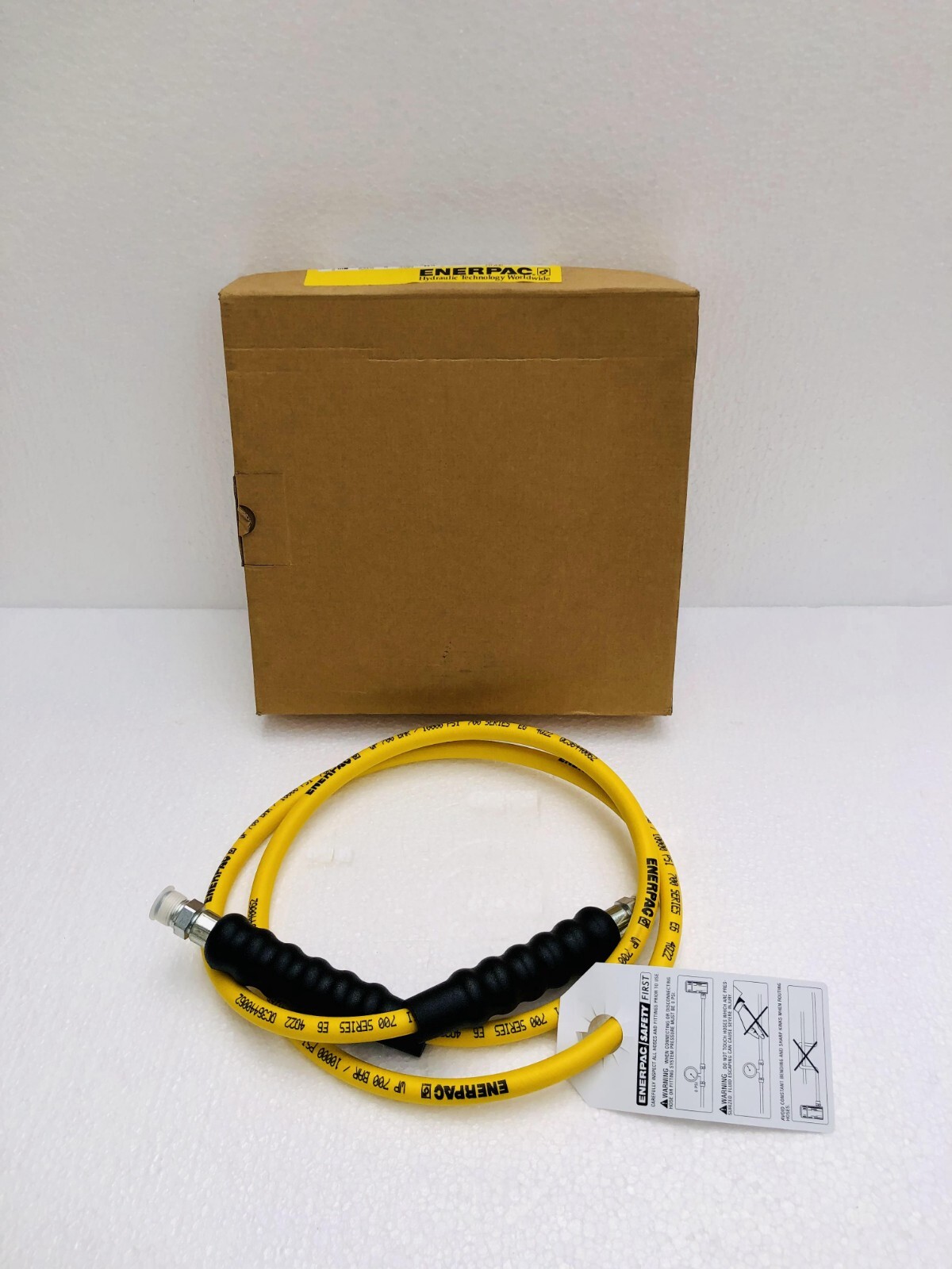 Enerpac H7206 High Pressure Hydraulic Hose 6 Ft. 3/8″ NPT 700 Bar/ 10,000 PSI