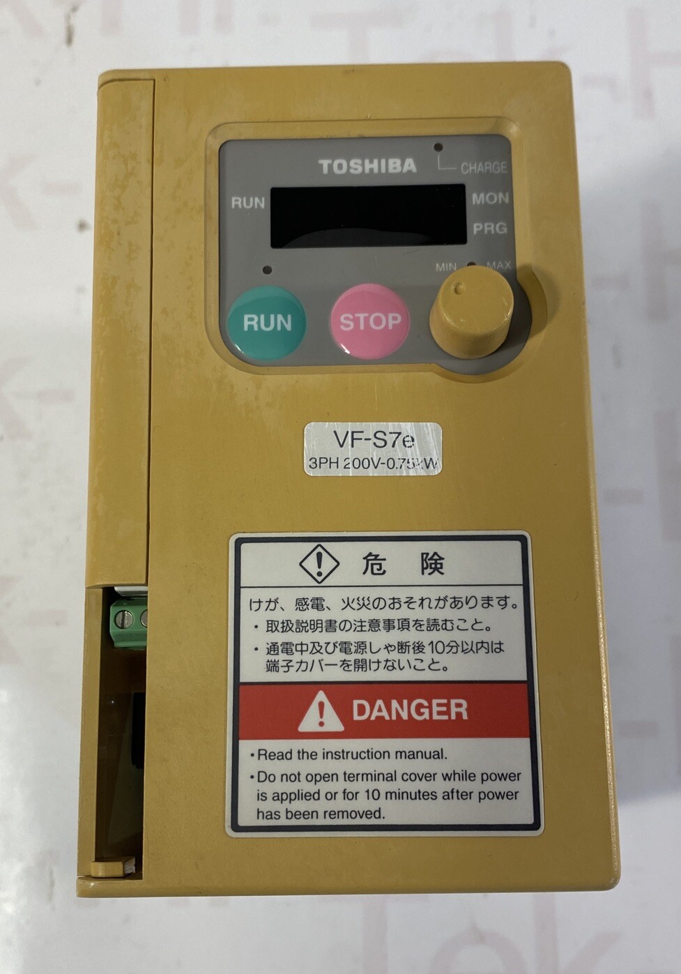 TOSHIBA VFS7E-2007PY-A4 INVERTER VFS7E2007PYA4 OVERNIGHT SHIPPING