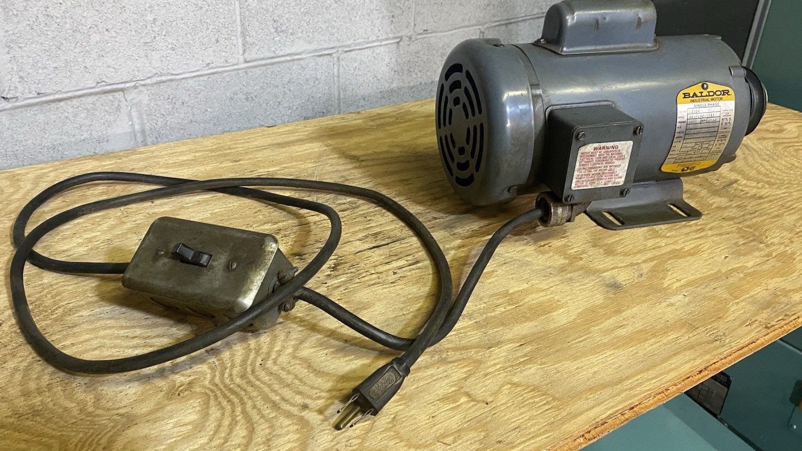 Baldor Electric L3504 1/2 HP 1725 RPM General Purpose Motor, Lathe Mill Shaper