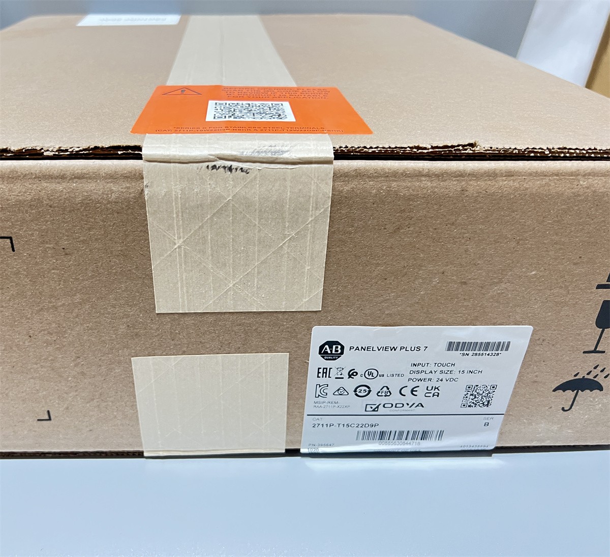 New 2711P-T15C22D9P /B PanelView Plus 7 15 Inch Color Touch
