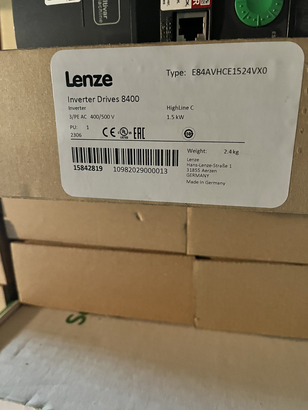 NEW LENZE Inverter Drives 8400 TYPE E84AVHCE1524VX0 400/500 V