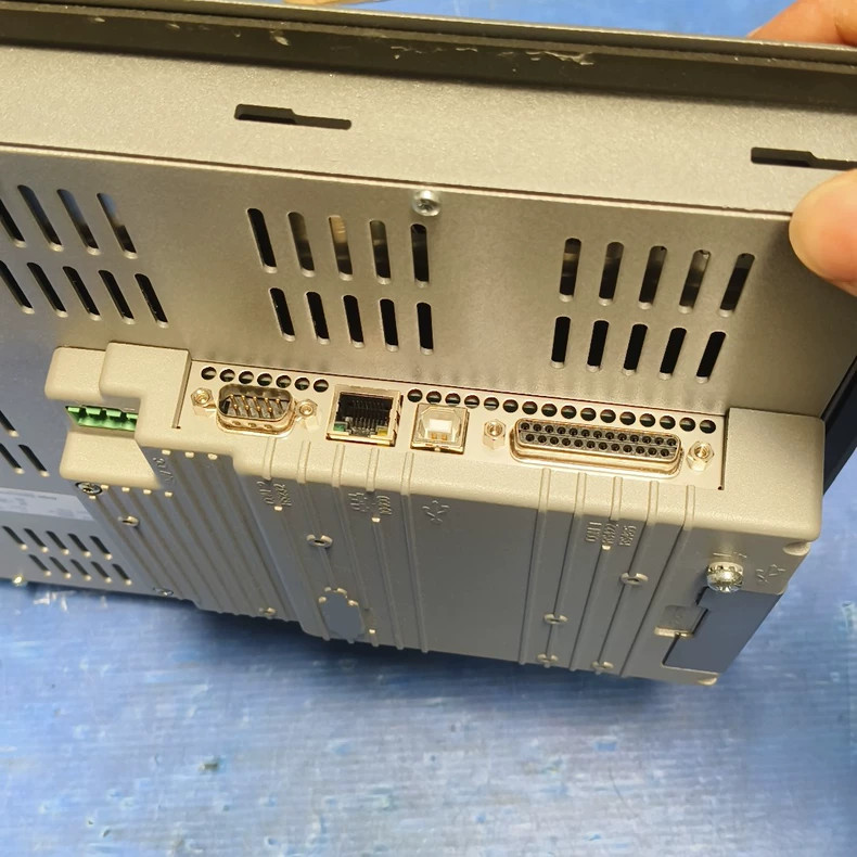 1 pcs BEIJER E1151 06055