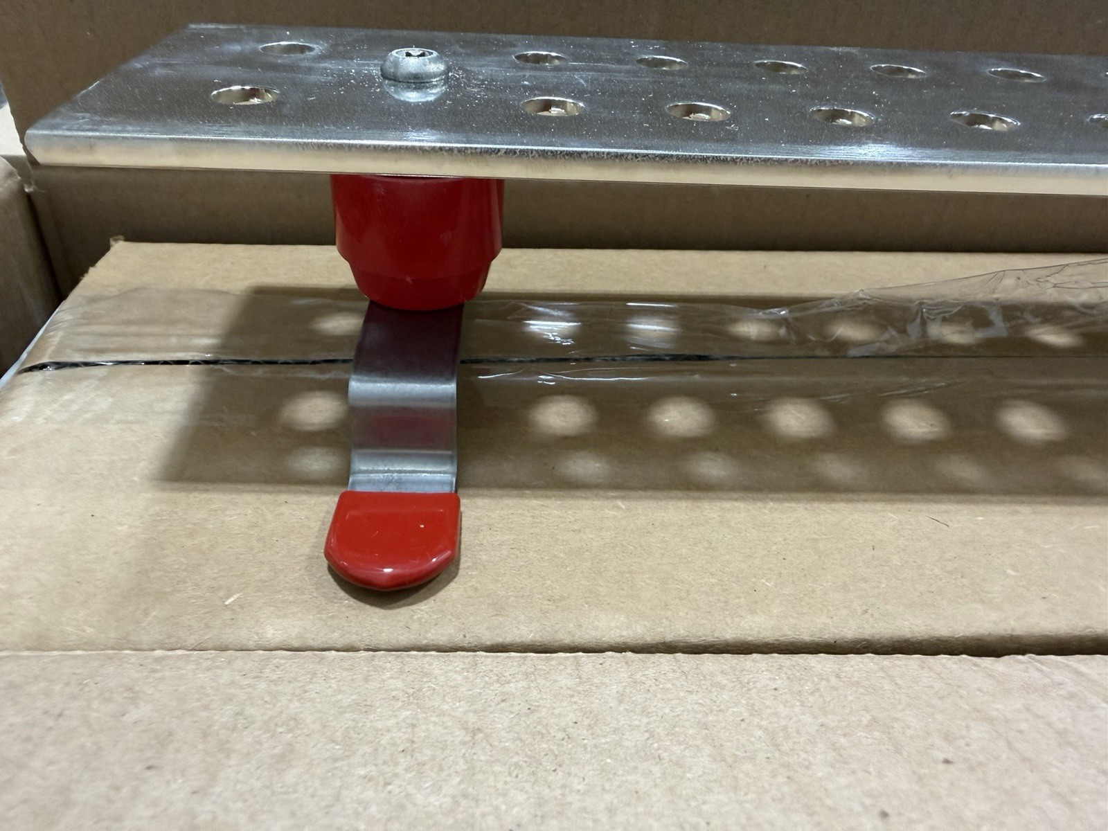 Panduit GB4N0016TPI-1, Tin Plated Ground Bar,24IN LG, 16 POS.