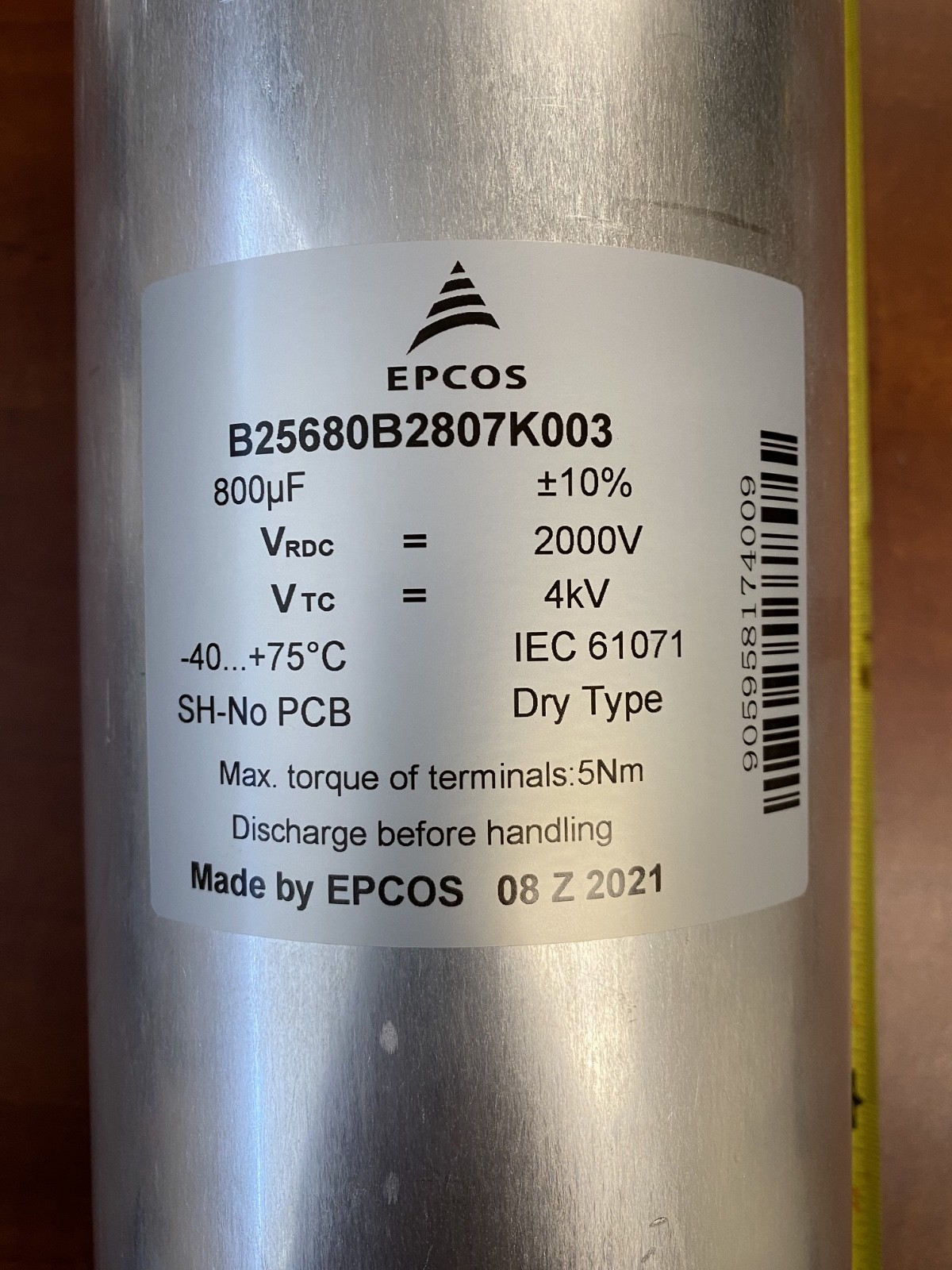 epcos capacitor Vrdc 2000V, Vtc 4kv, 800 uf, #B25680B2807K003