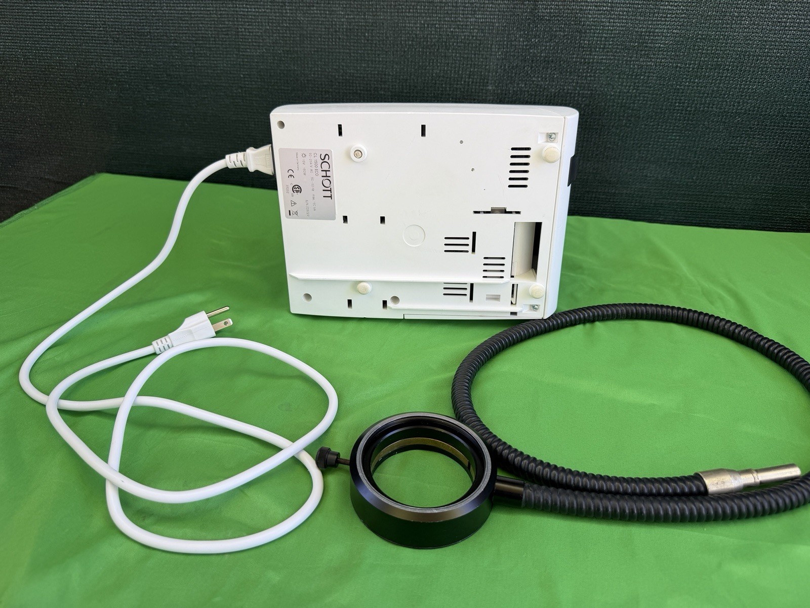Zeiss CL 1500 ECO Fiber Optic Cold Light Source with Slit-Ring Illuminator