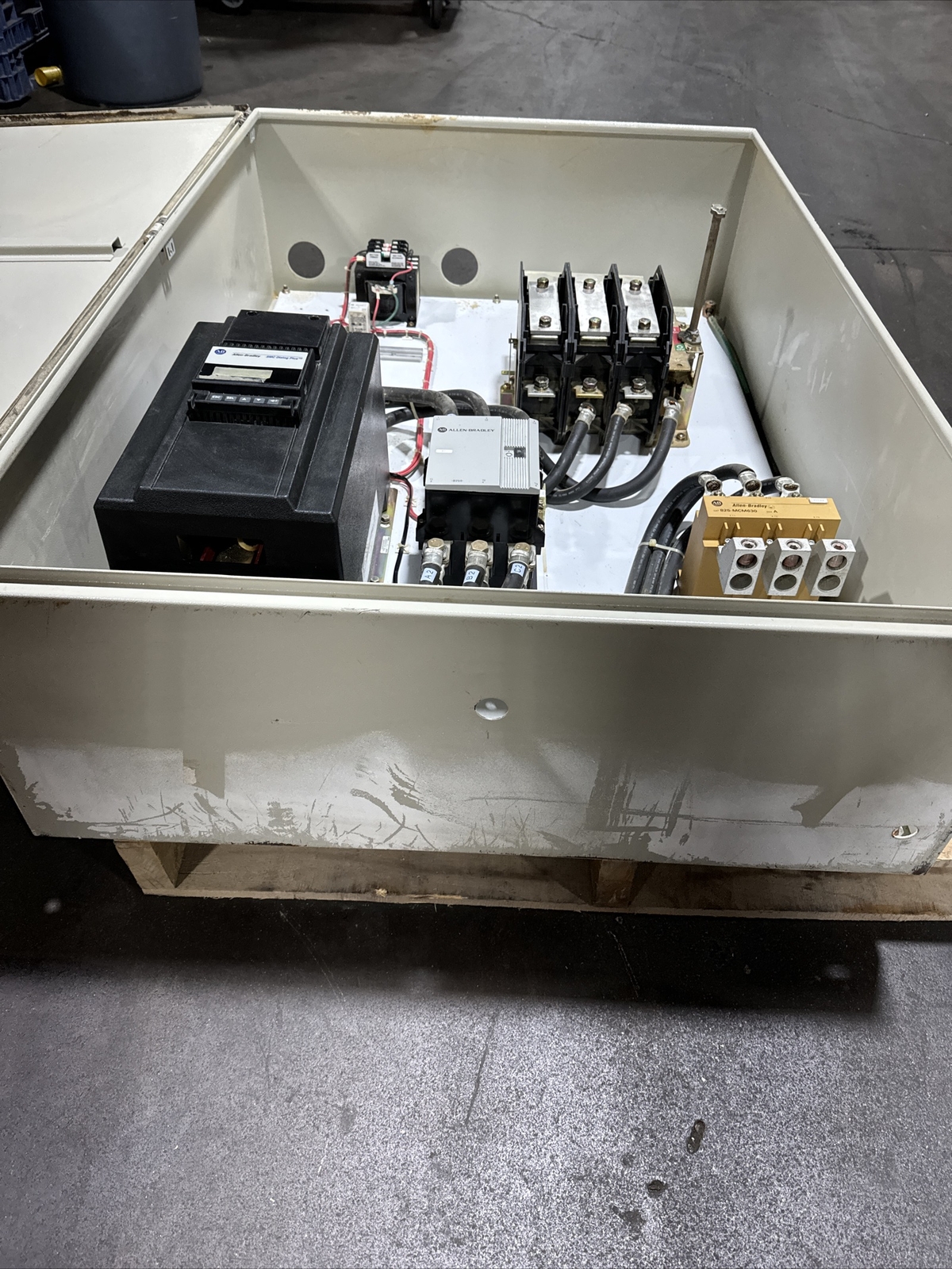 Allen Bradley 200hp Combination Starter Soft Start 152H-B240JBD-54 Warranty 🇺🇸