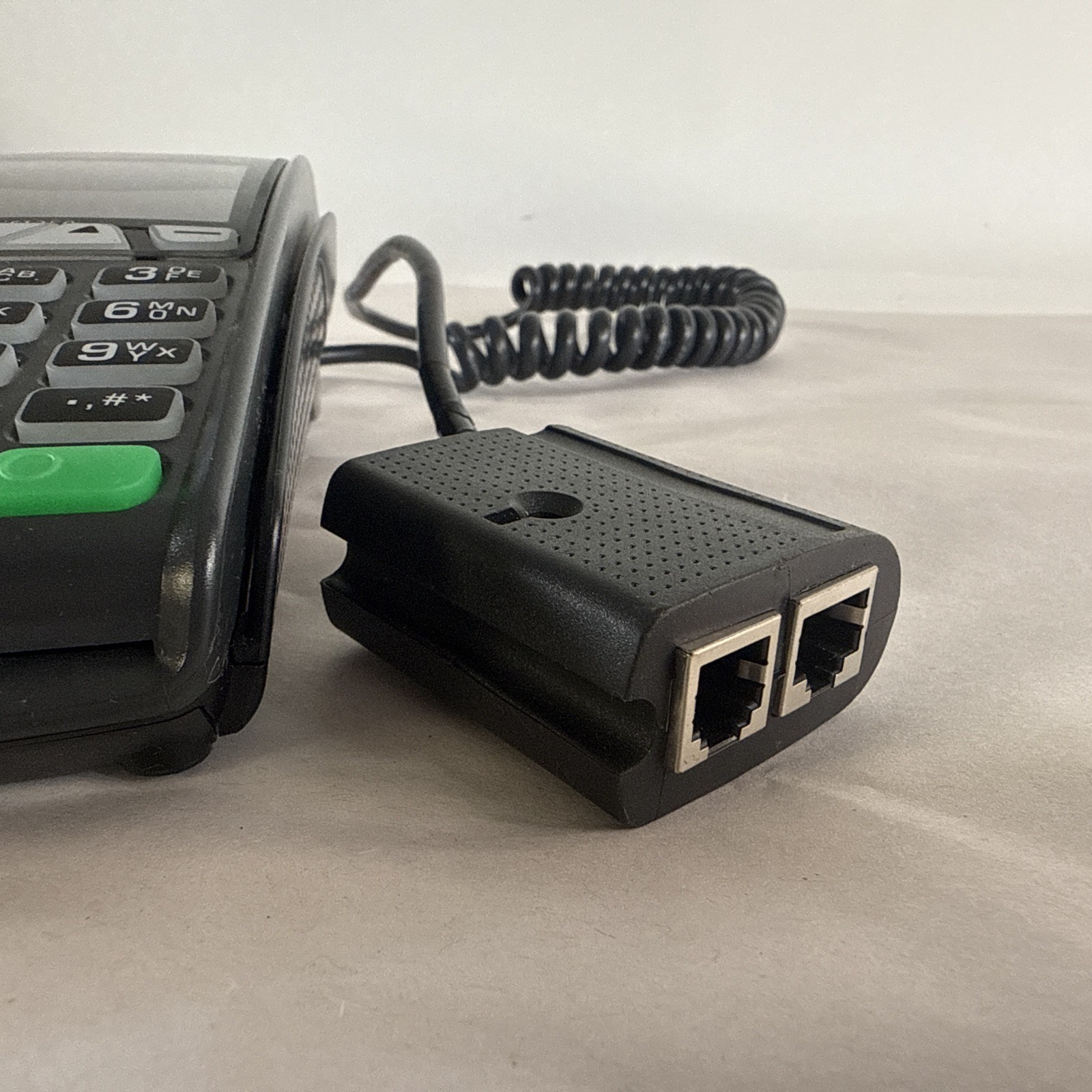 Ingenico iCT250 Credit Card Terminal Reader ICT250-01P1100H With Adapter