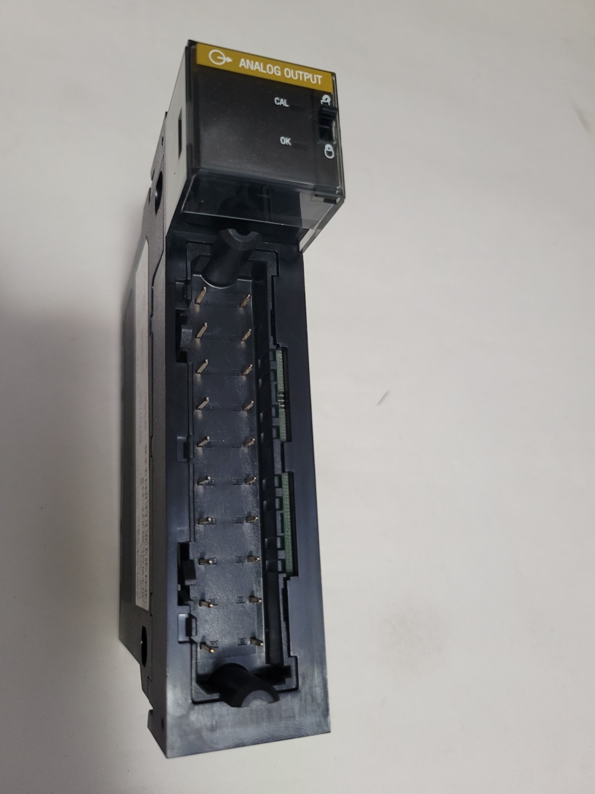 Allen-Bradley ControlLogix 1756-OF8/A 8 Analog Output Module 4-20ma Tested 100%