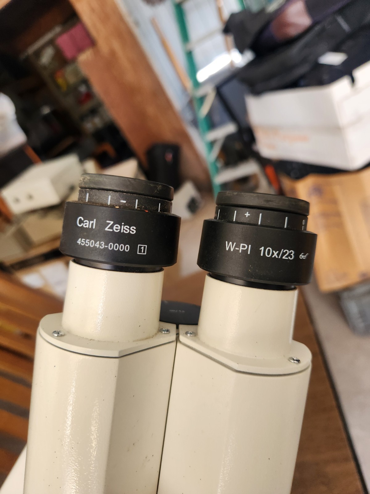 Zeiss Axiovert 200 Inverted Microscope with AXIOcam mrc5