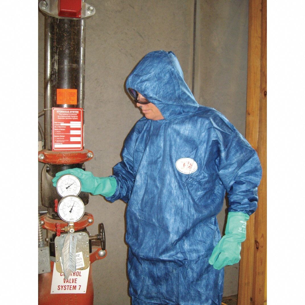 25 Pack Viroguard Hooded Chemical Resistant Coveralls Size Small Inseam 27.5