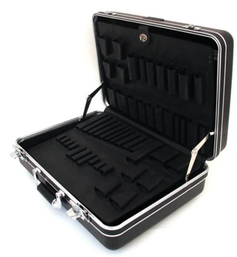 926T-CB – PLATT LUGGAGE – DELUXE POLYETHYLENE TOOL CASE WITH CHROME HARDWARE – I