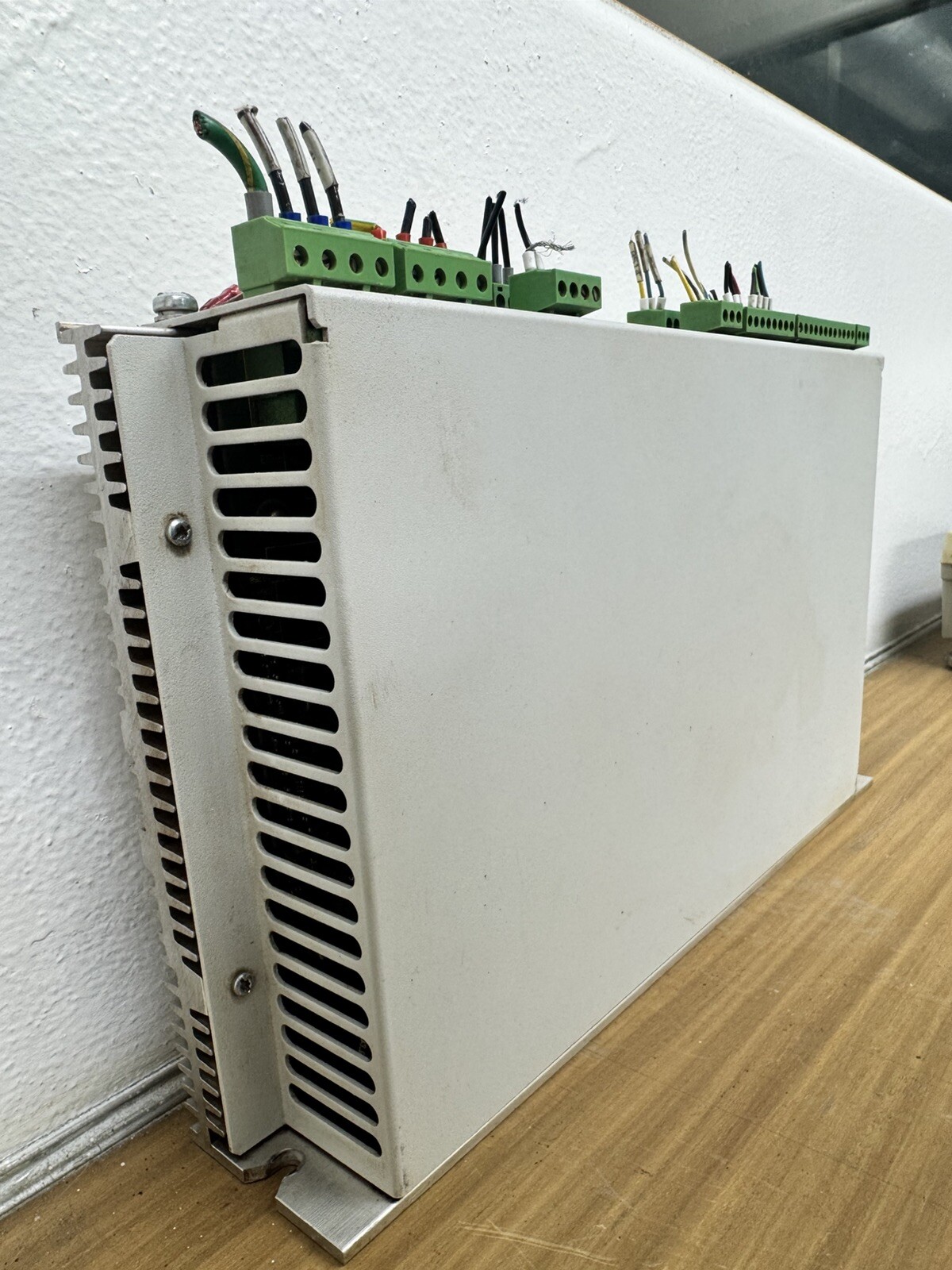 INDRAMAT R911265406 DIGITAL AC SERVO CONTROLLER ECODRIVE DKC01.1-030-3-FW