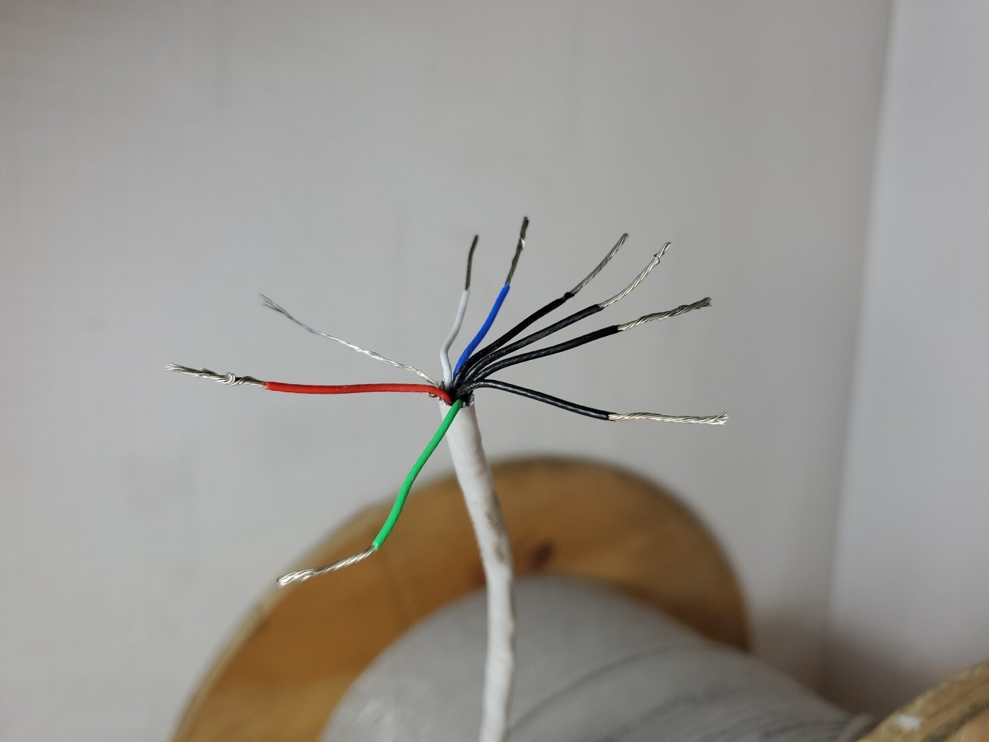 700 ft. Interstate 4 Pair, 8 Conductor, 22 AWG, FEP Wire Cable – CPB-220704-FEP