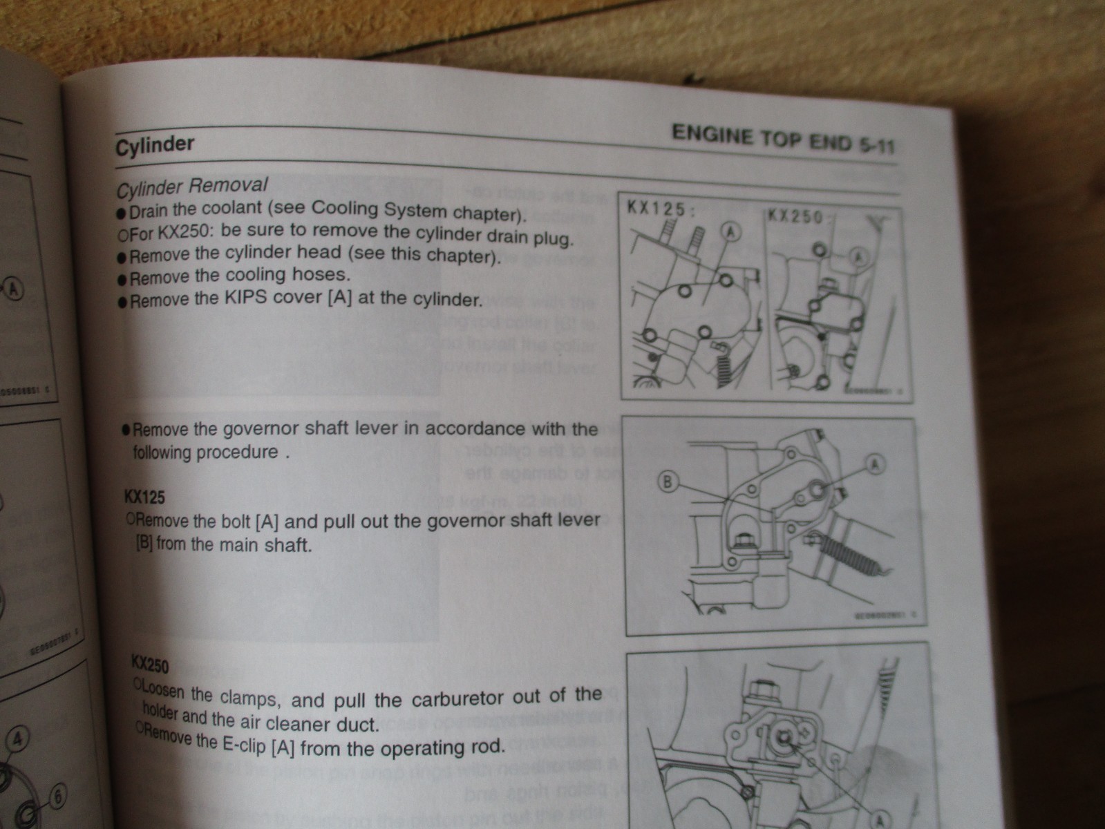 Kawasaki KX125 KX250 Motorcycle Service Manual 99924-1298-04