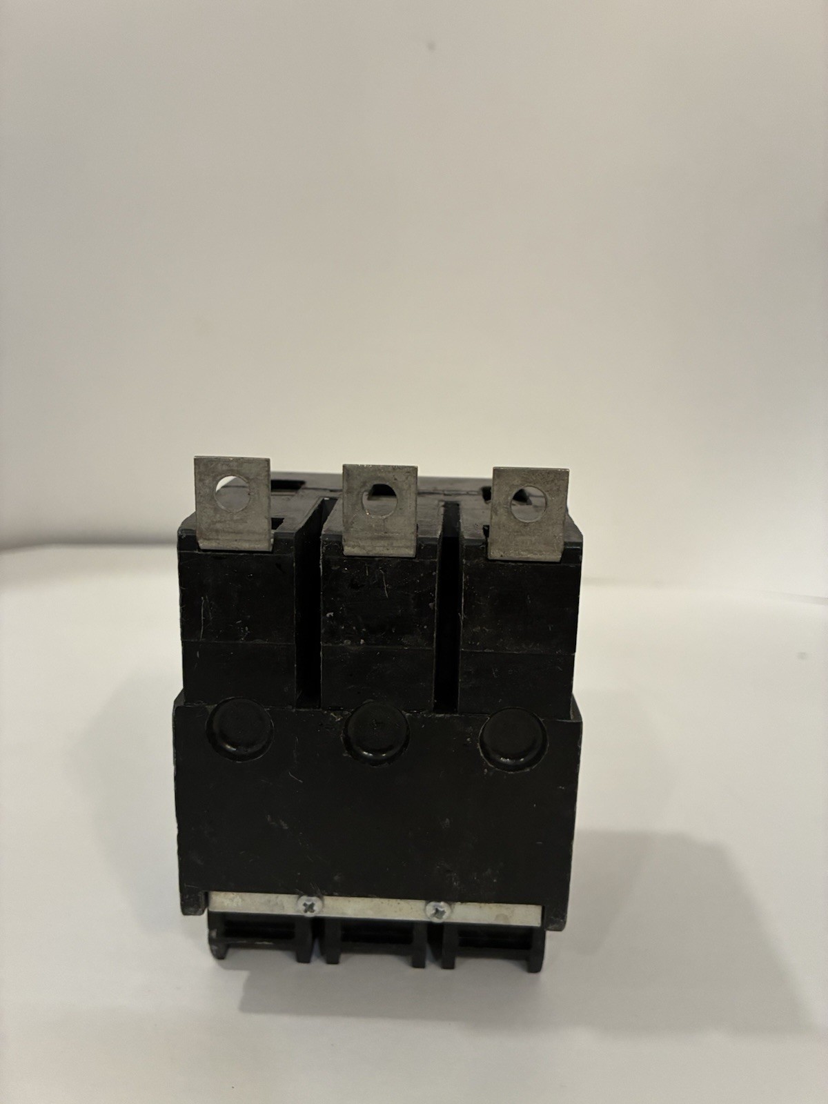 EATON GHB3020 BOLT-ON CIRCUIT BREAKER, GHB, 3-POLE, 20A, 277/480V